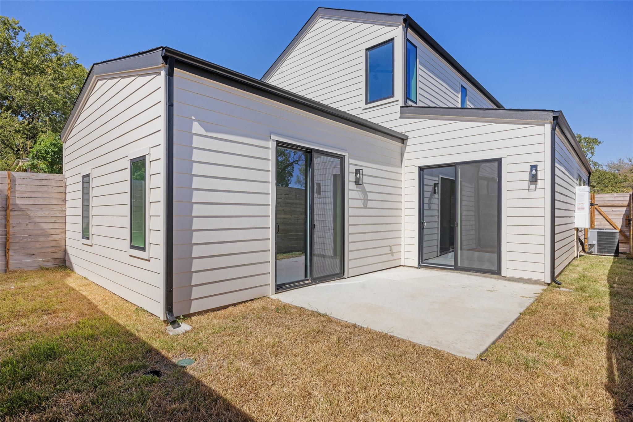 6117 Richardson LN # 1