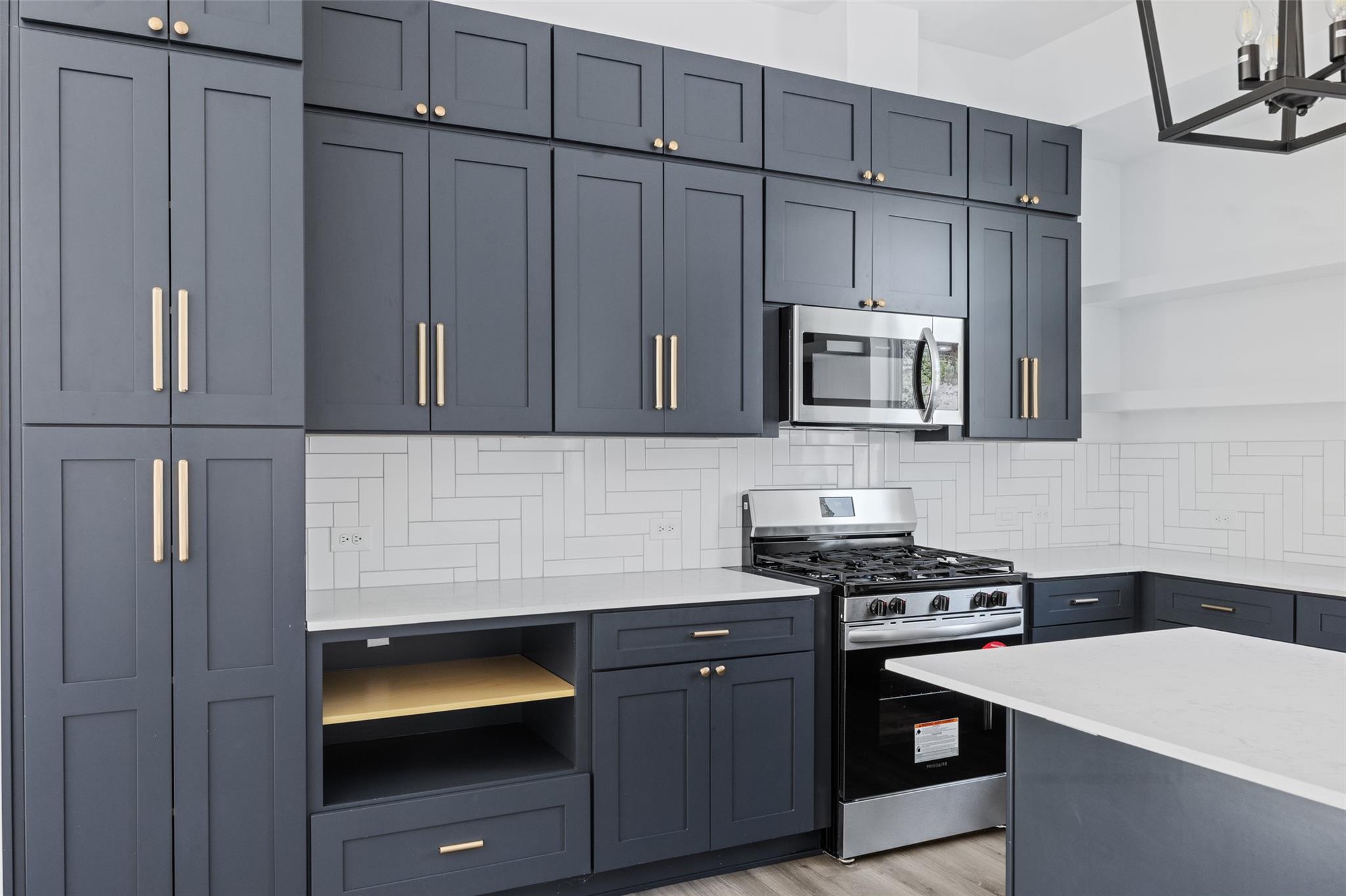 6117 Richardson LN # 1