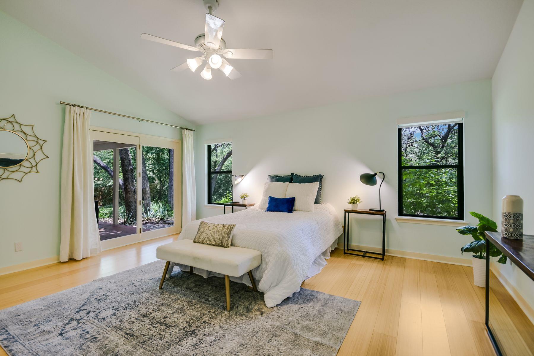 3119 Eanes CIR