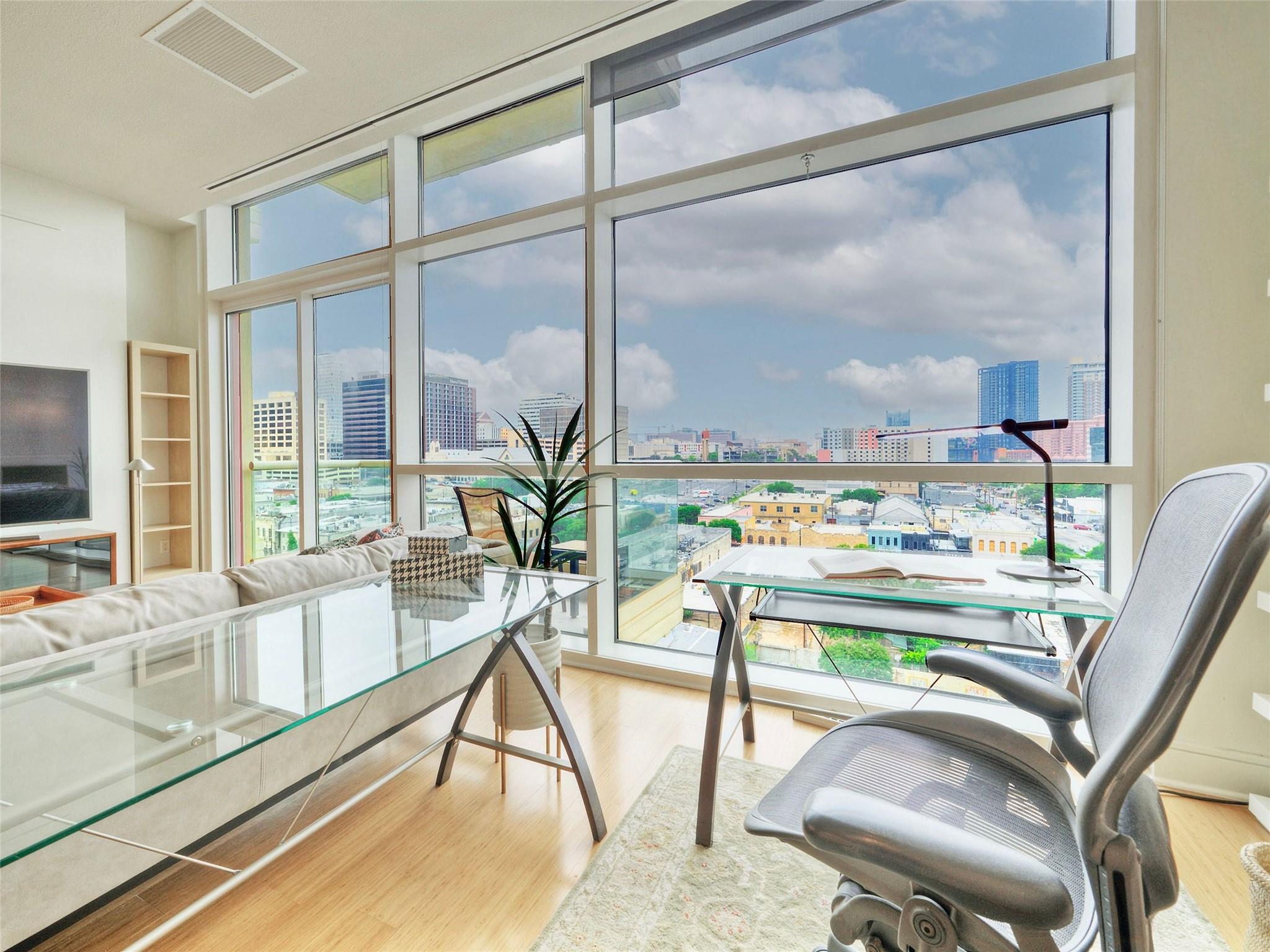 555 E 5th ST # 809