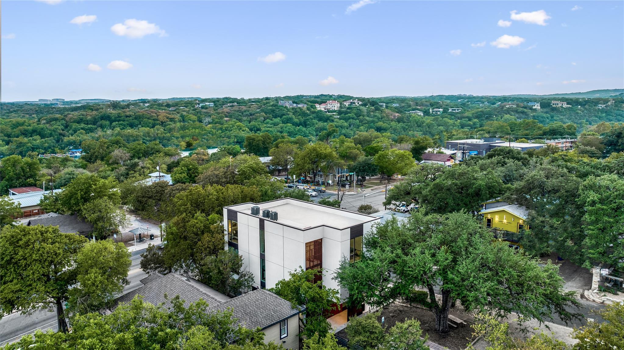 2208 Lake Austin BLVD