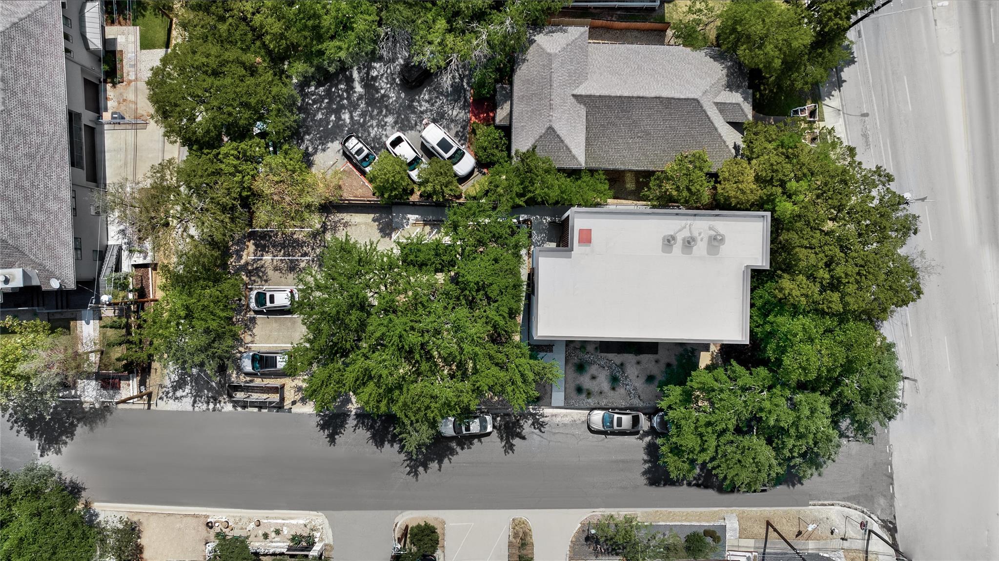2208 Lake Austin BLVD