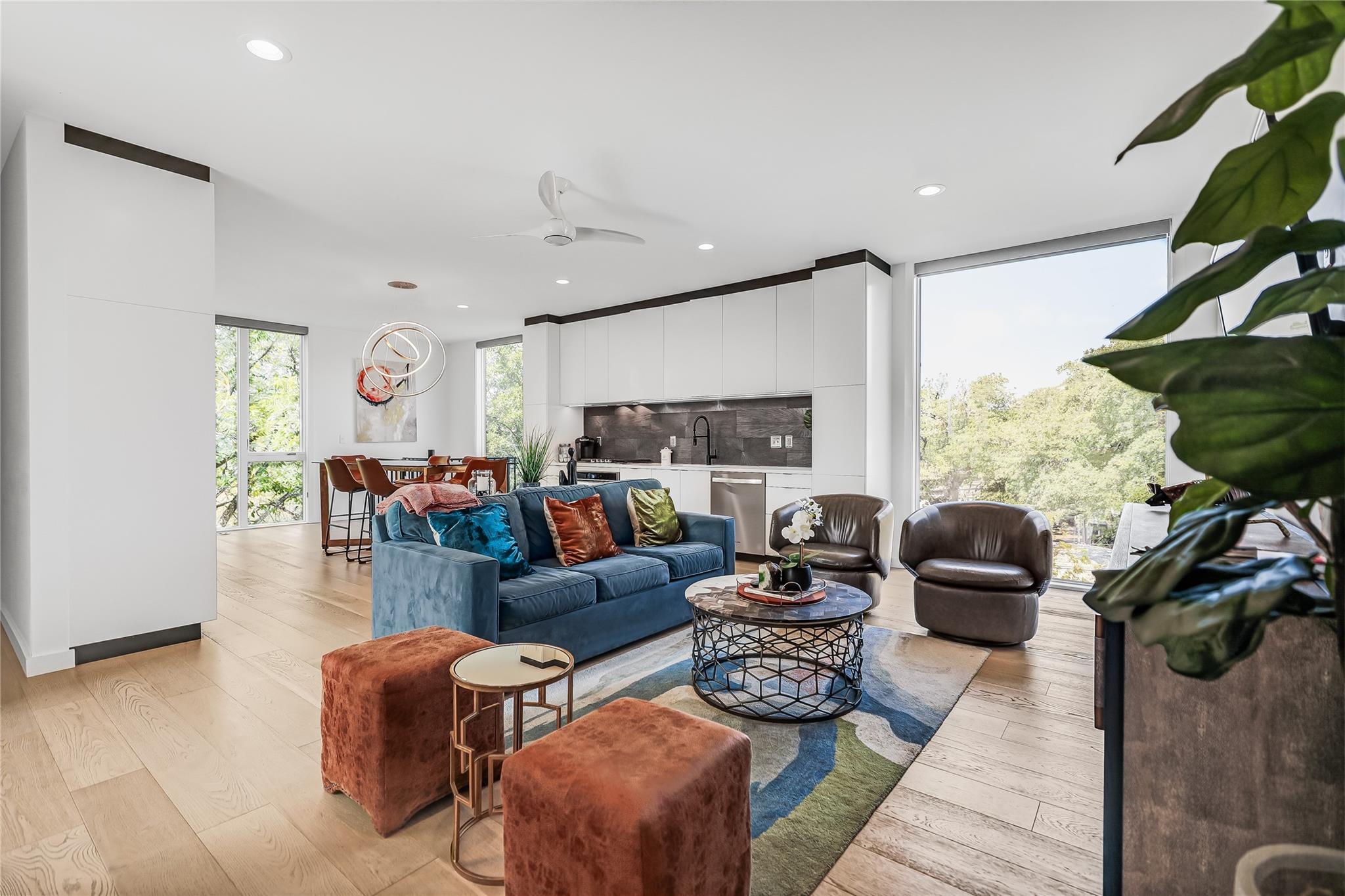 2208 Lake Austin BLVD