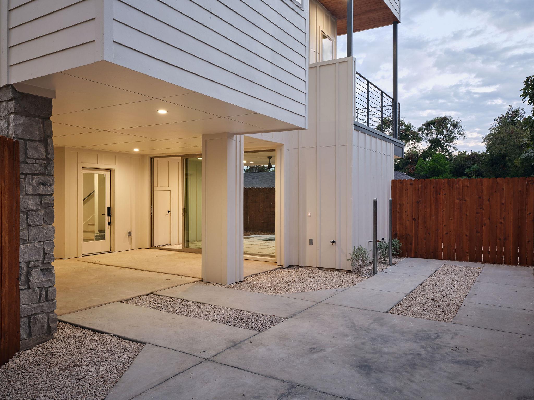 3208 Govalle Ave # 3