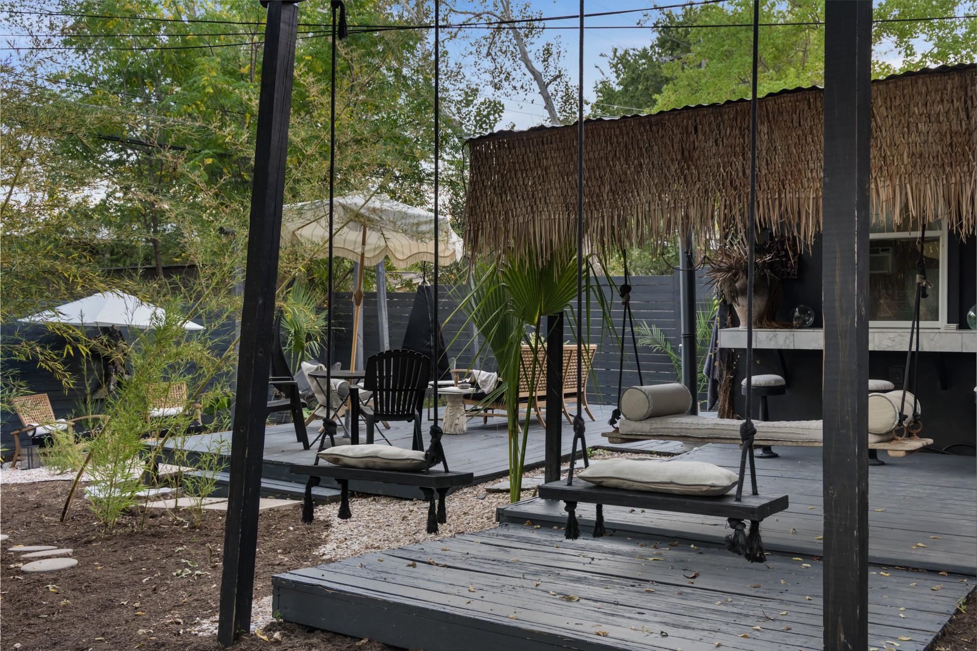 5205 Creekline DR, Austin