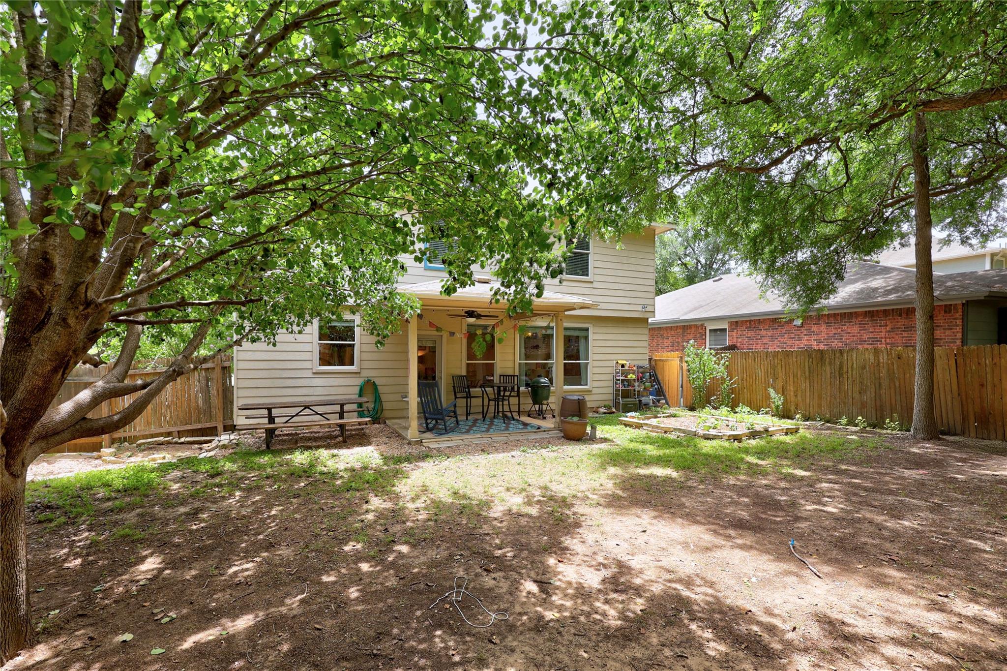 5228 Bantom Woods BND