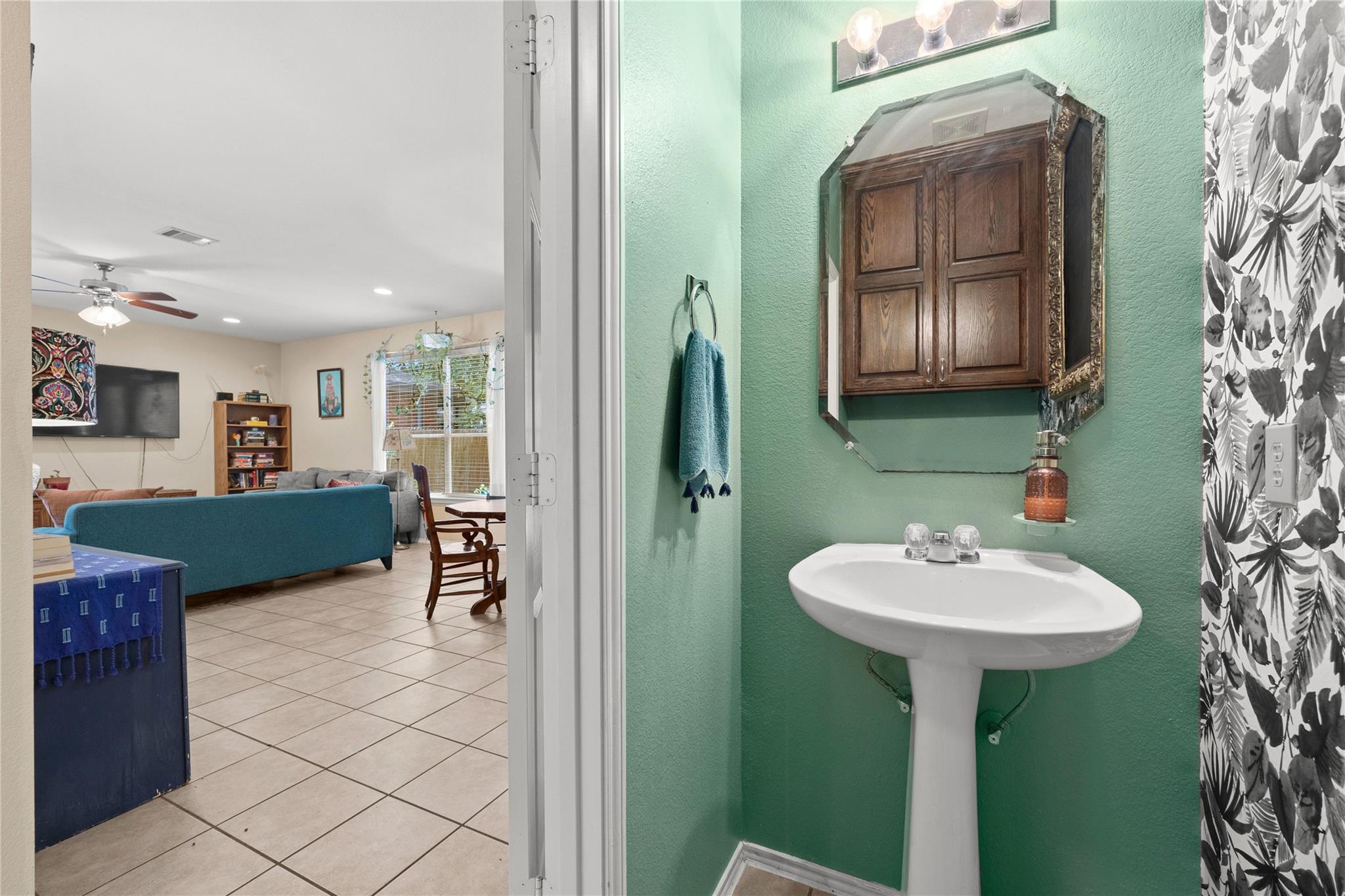 5228 Bantom Woods BND