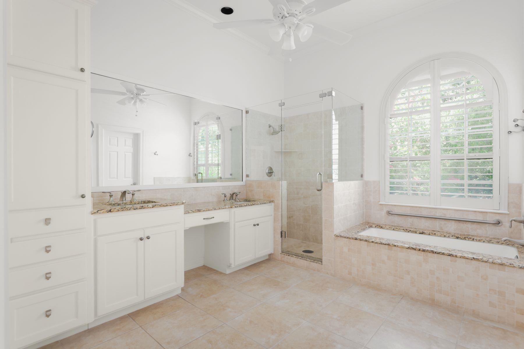 4101 Triple Crown CT