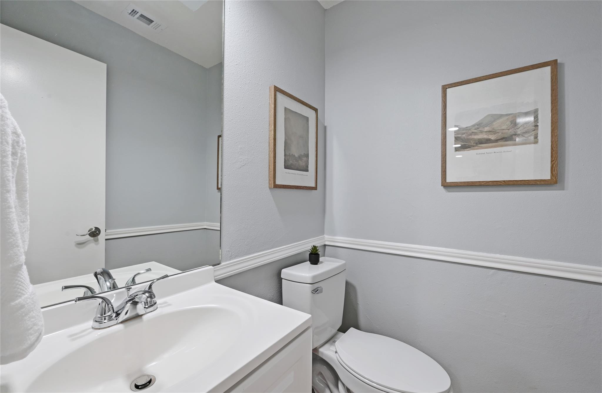 512 Eberhart LN # 303