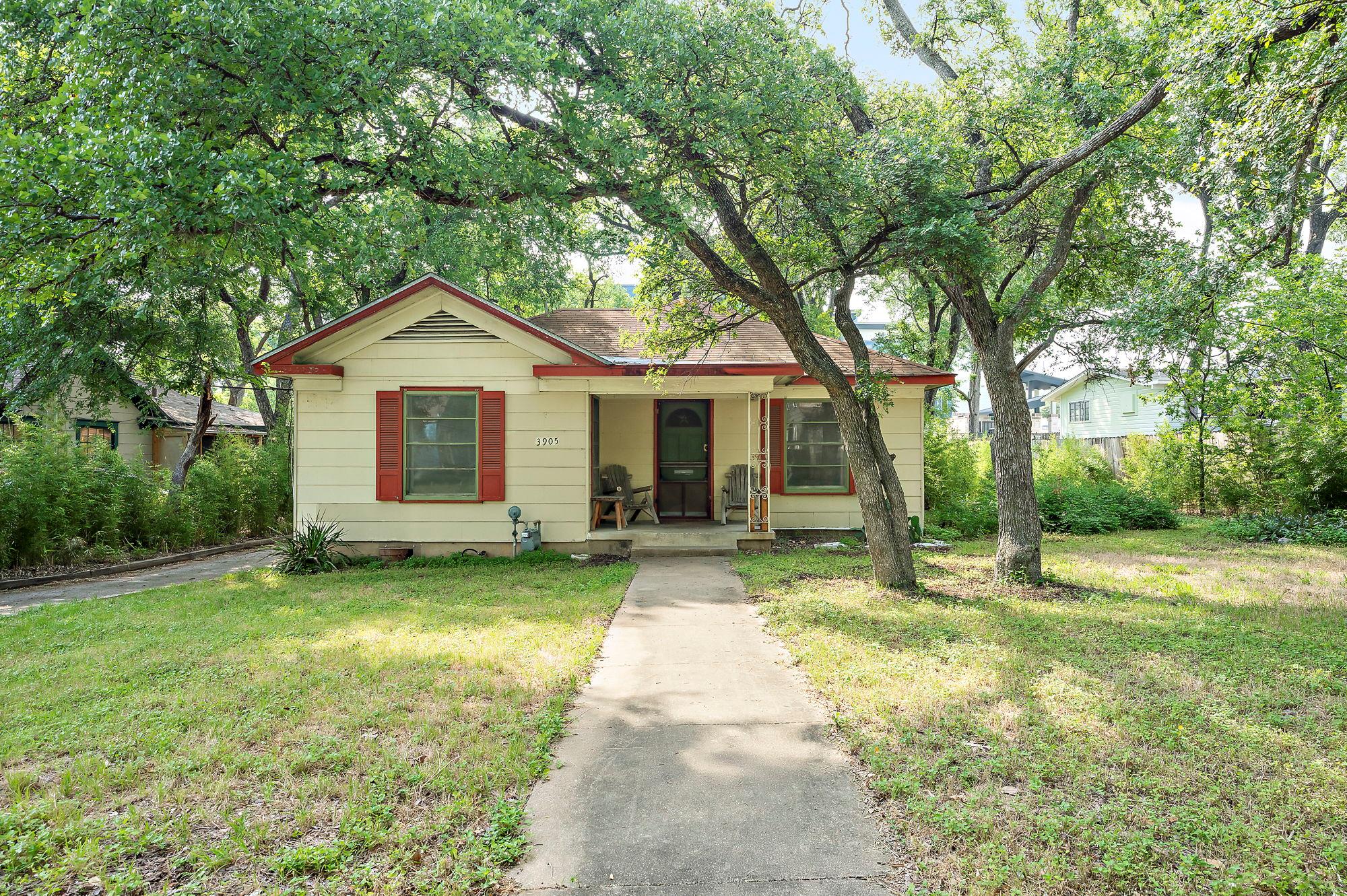 3905 Willbert RD