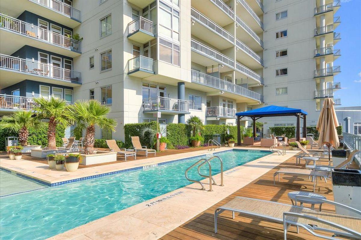 603 Davis ST # 1101