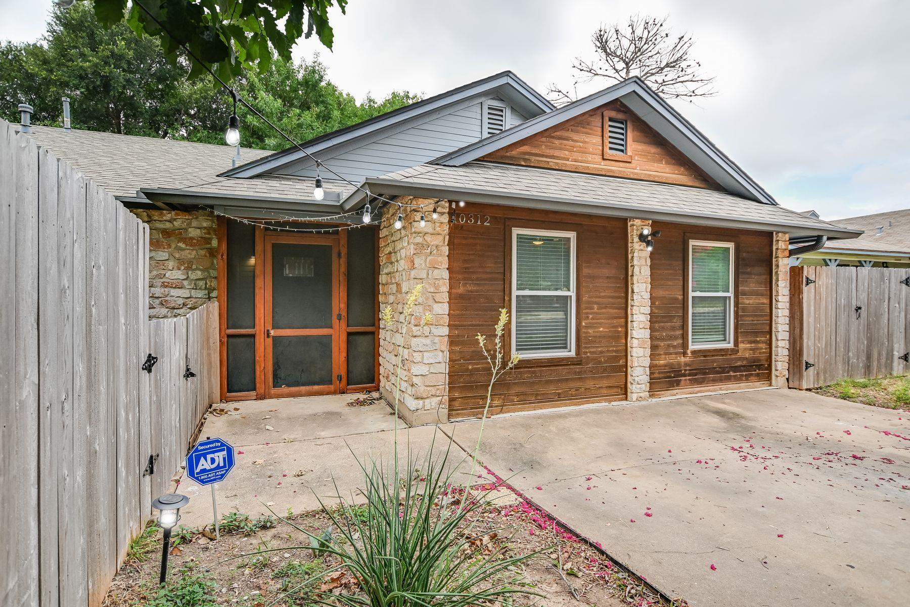 10312 Georgian DR