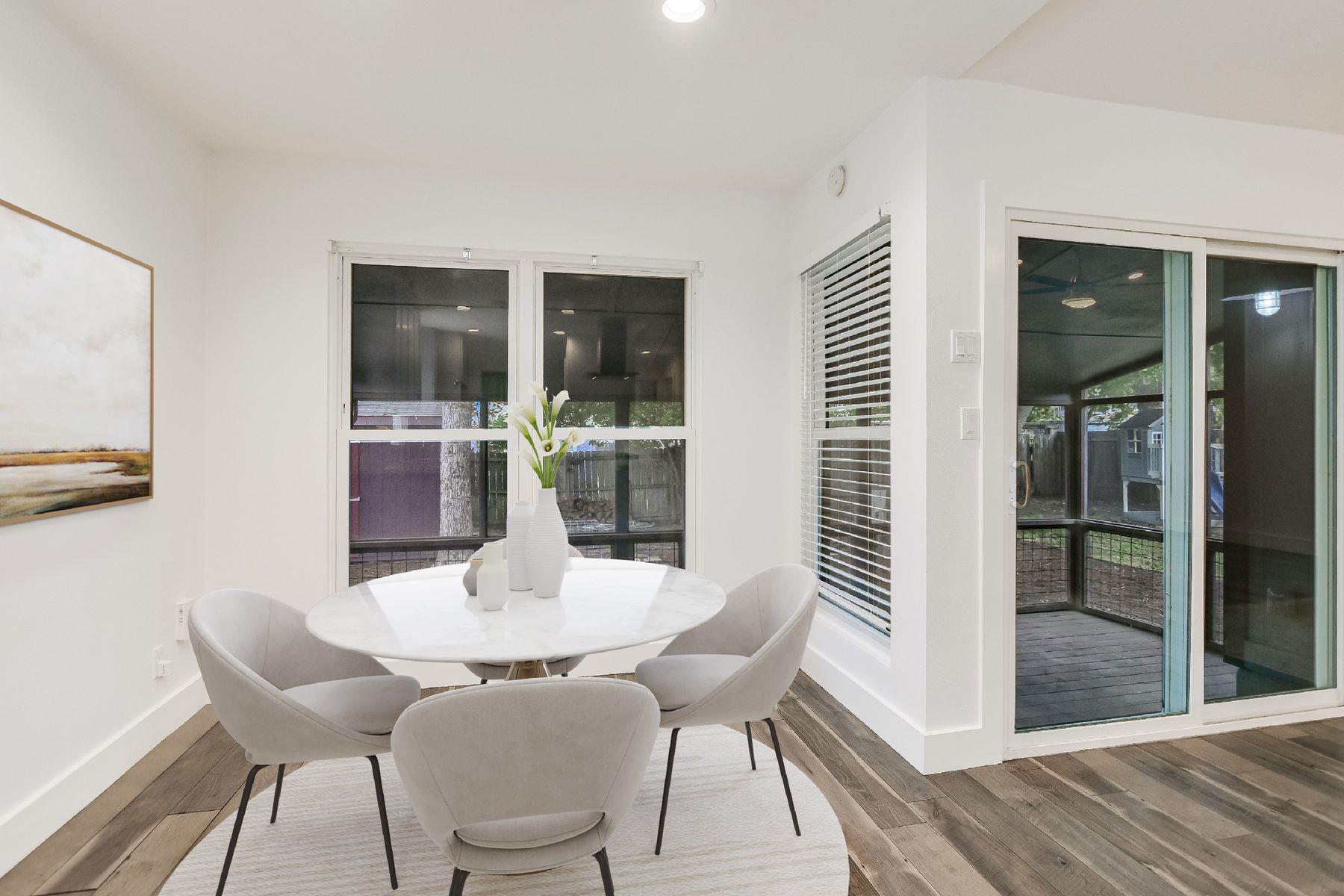 10312 Georgian DR