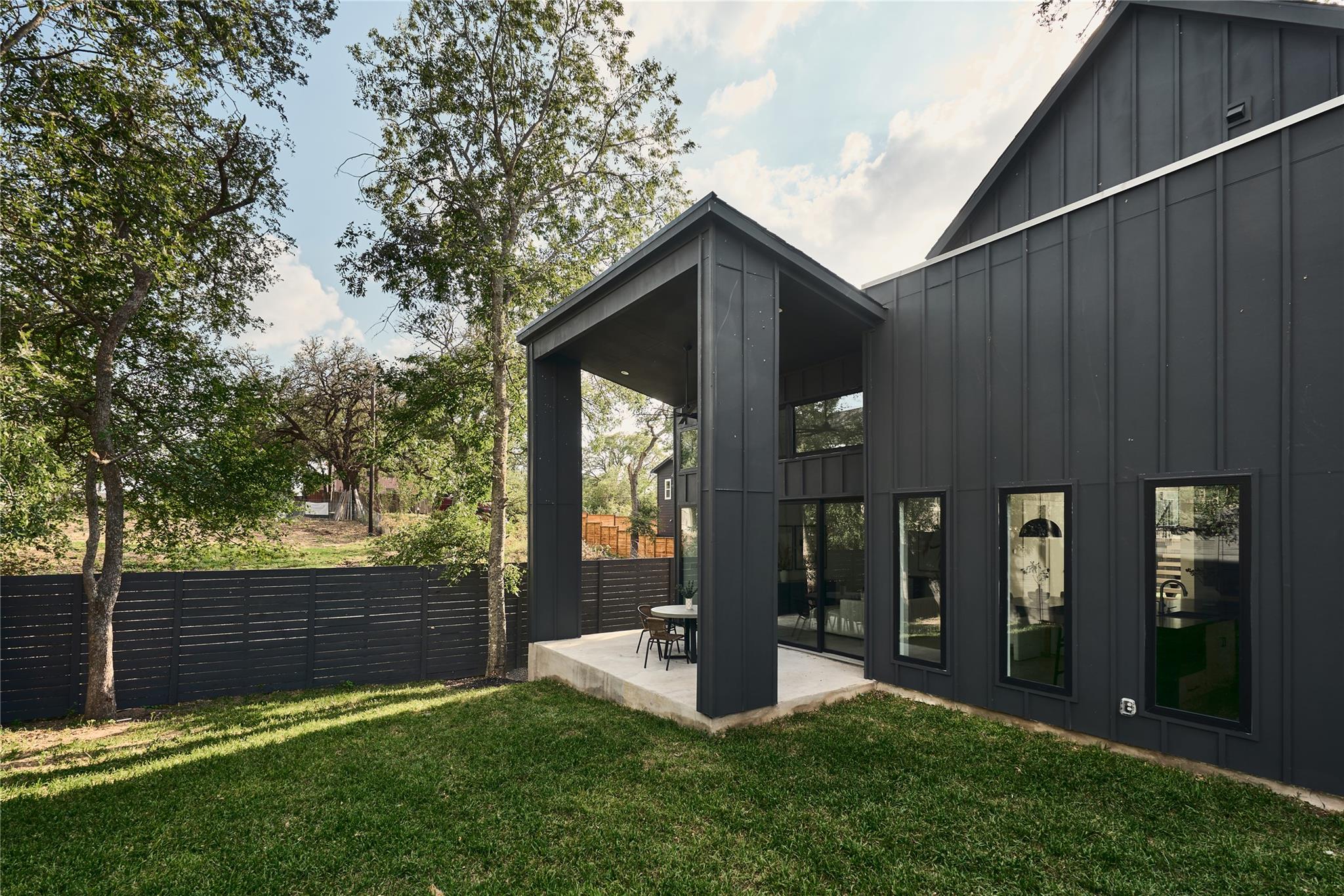 1133 Webberville RD # 1