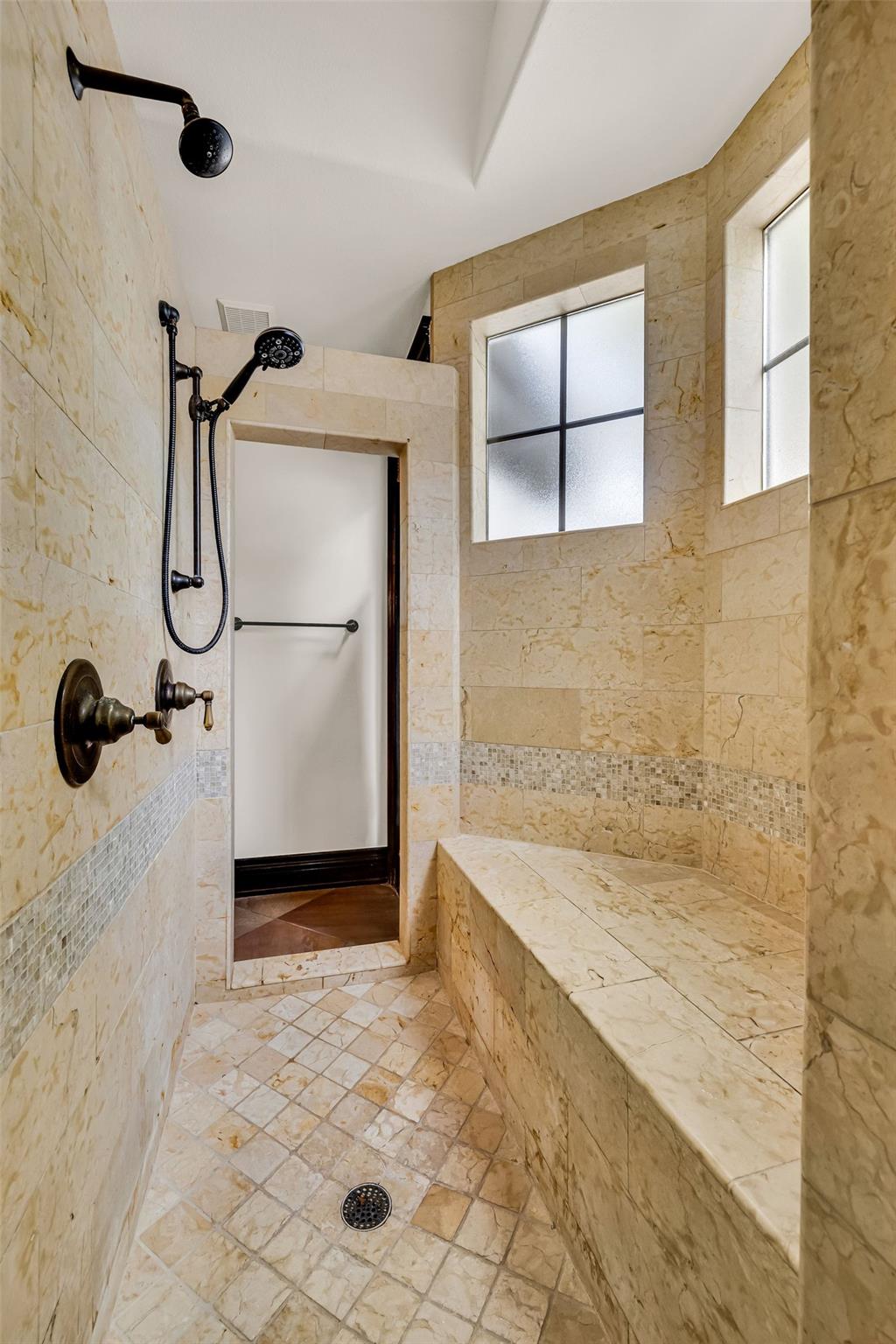 1710 Mount Larson RD