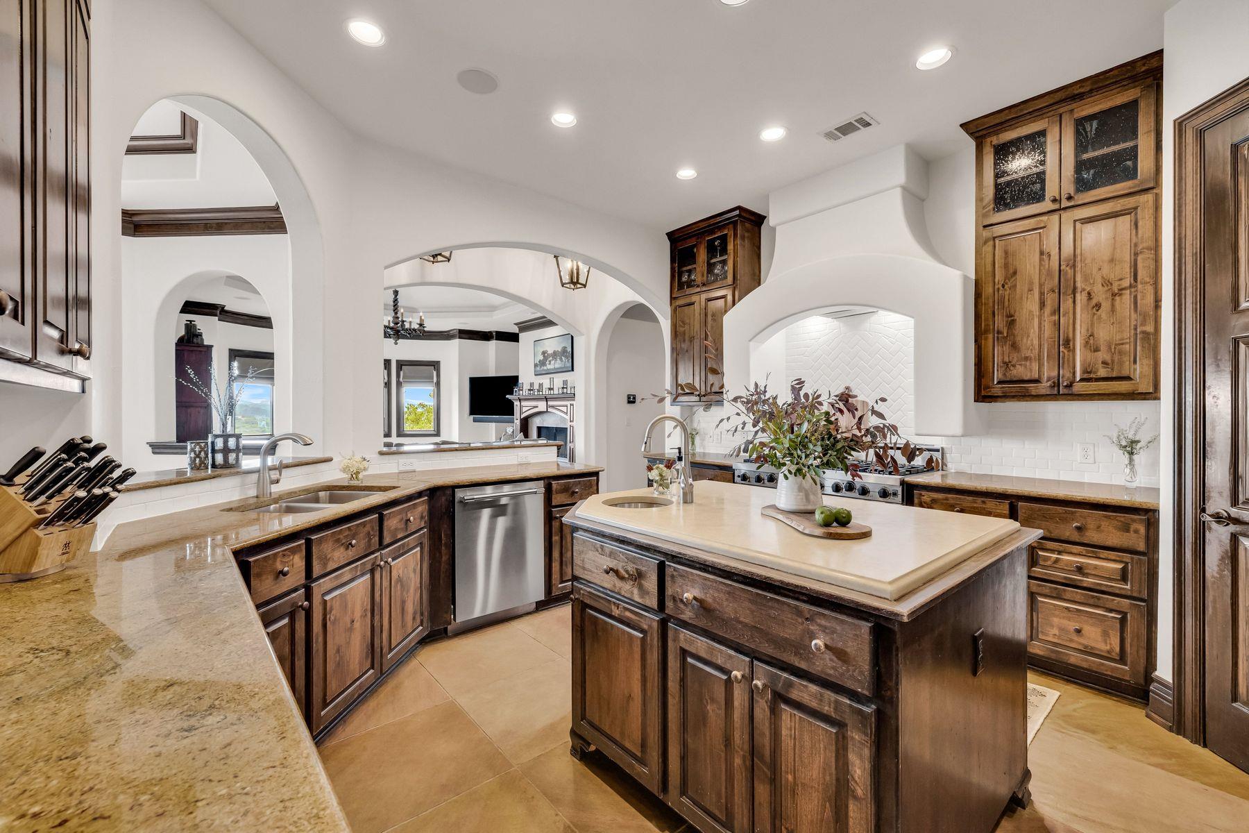 1710 Mount Larson RD