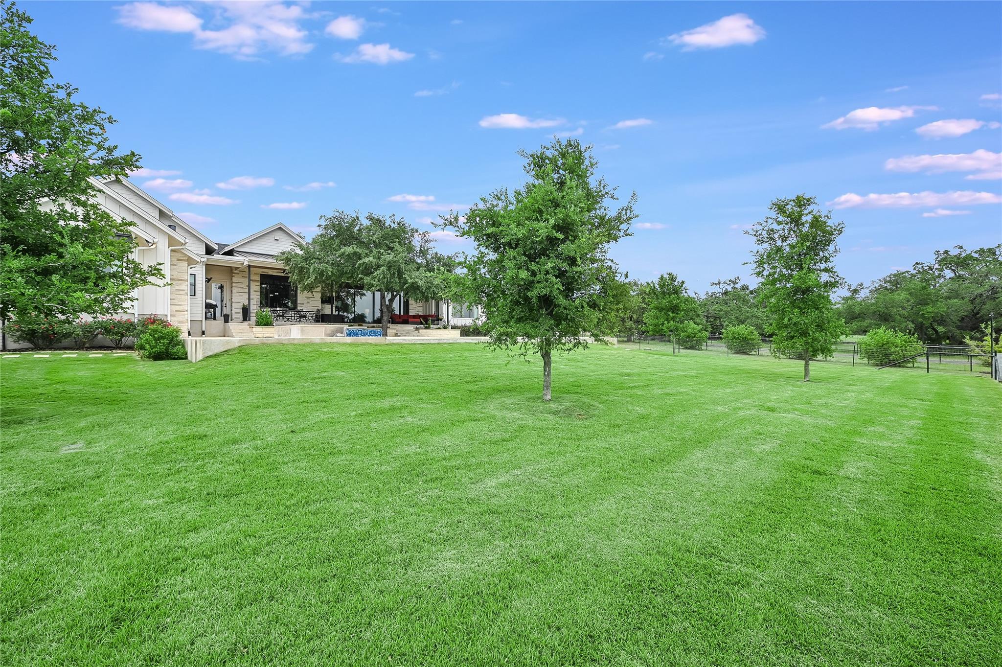 460 Hannah DR