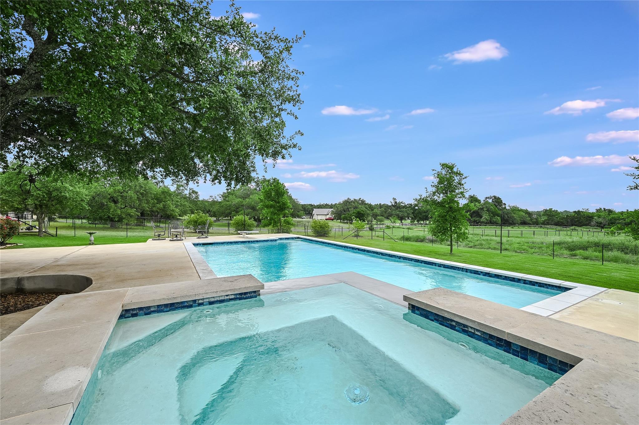 460 Hannah DR