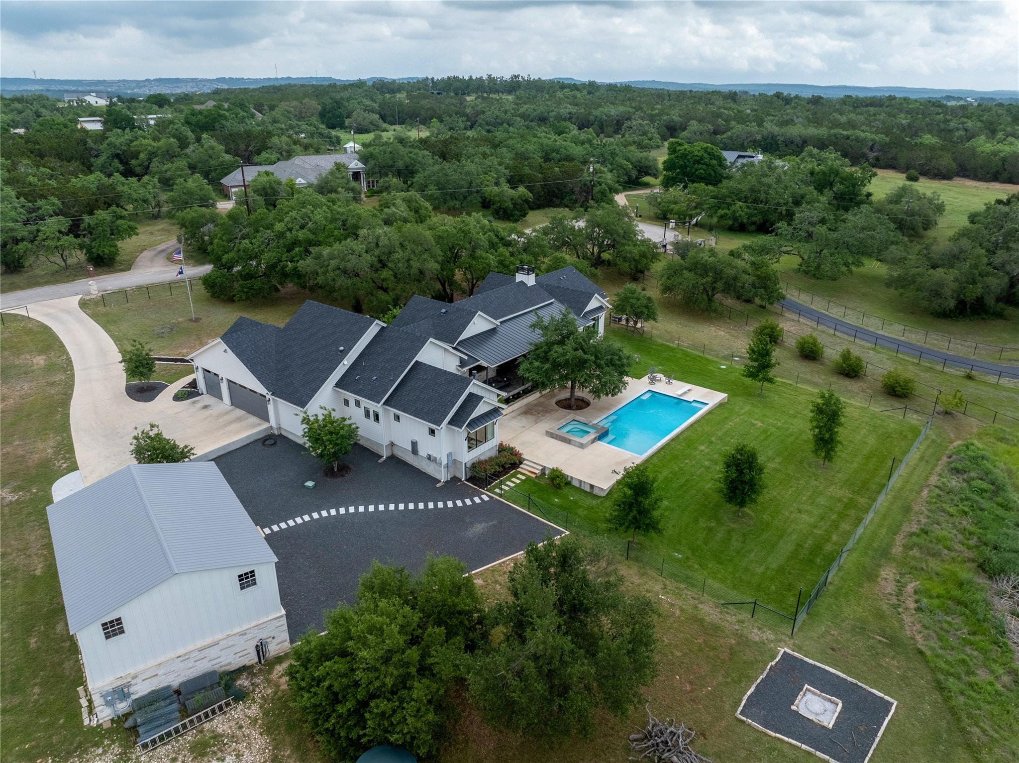 460 Hannah DR