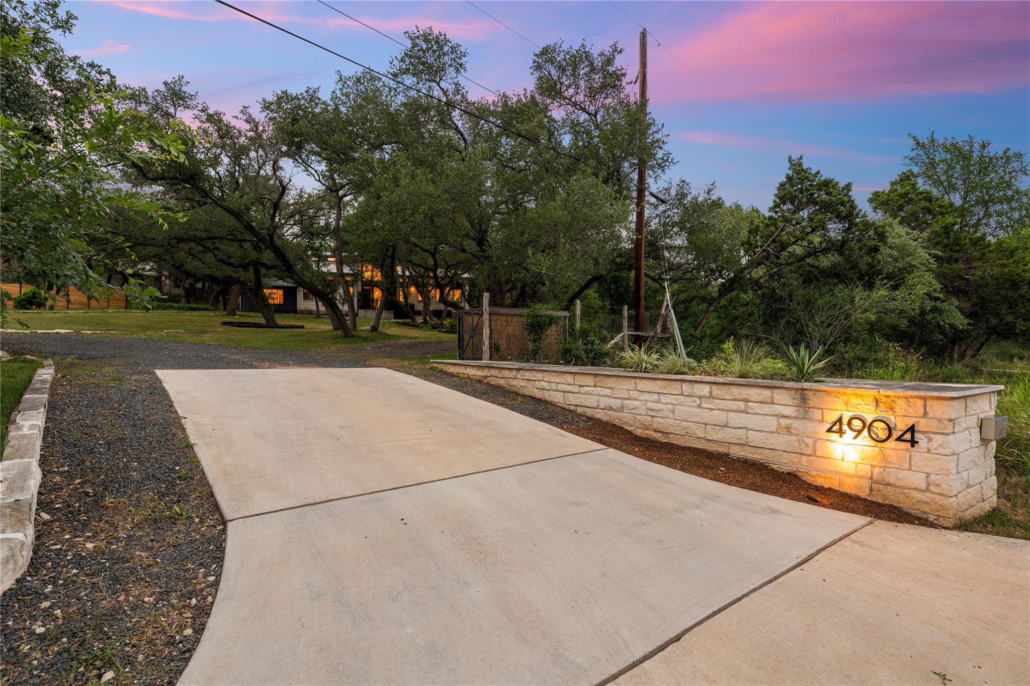 4904 Old Bee Caves RD