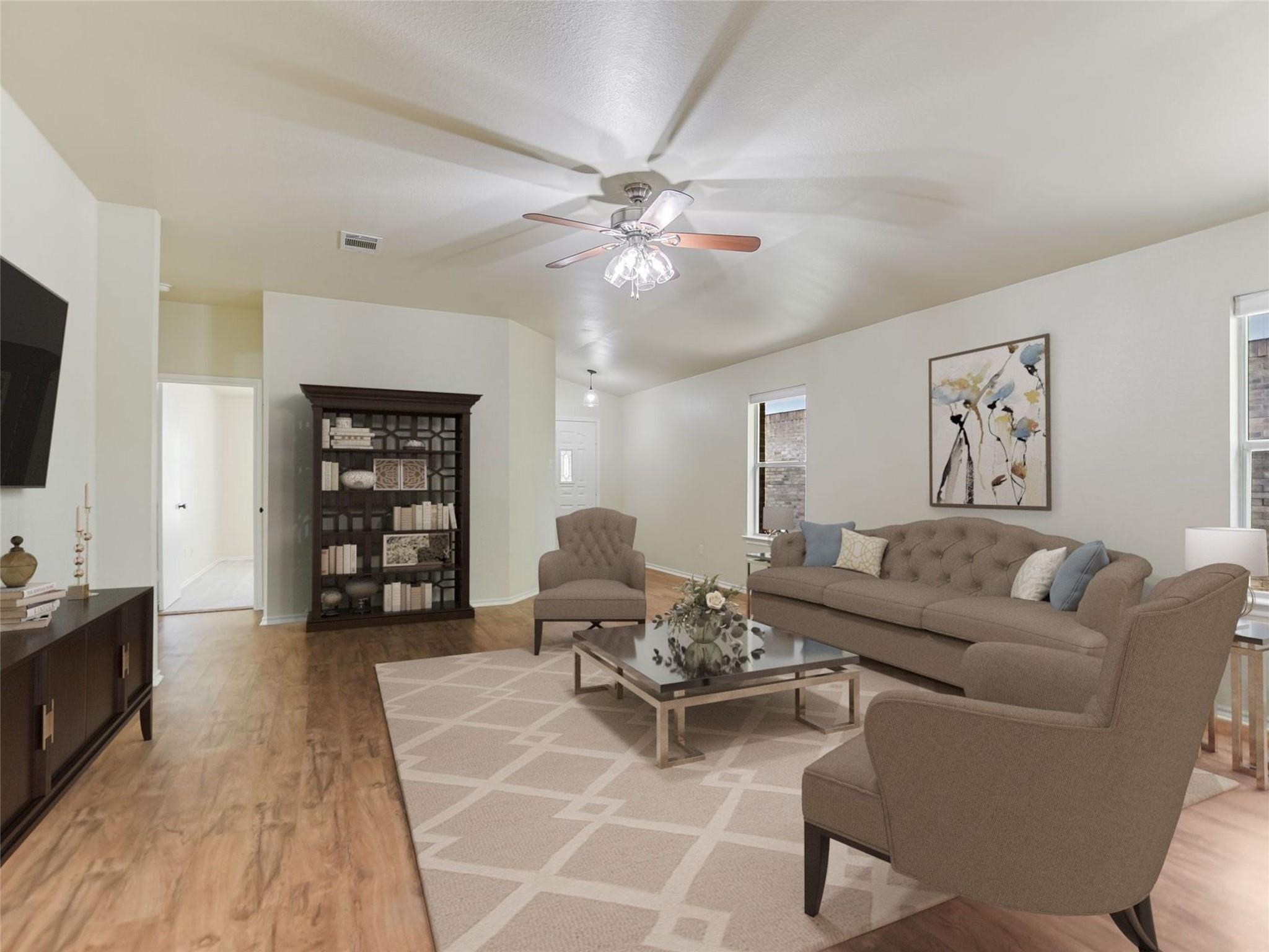 402 Washington Square DR