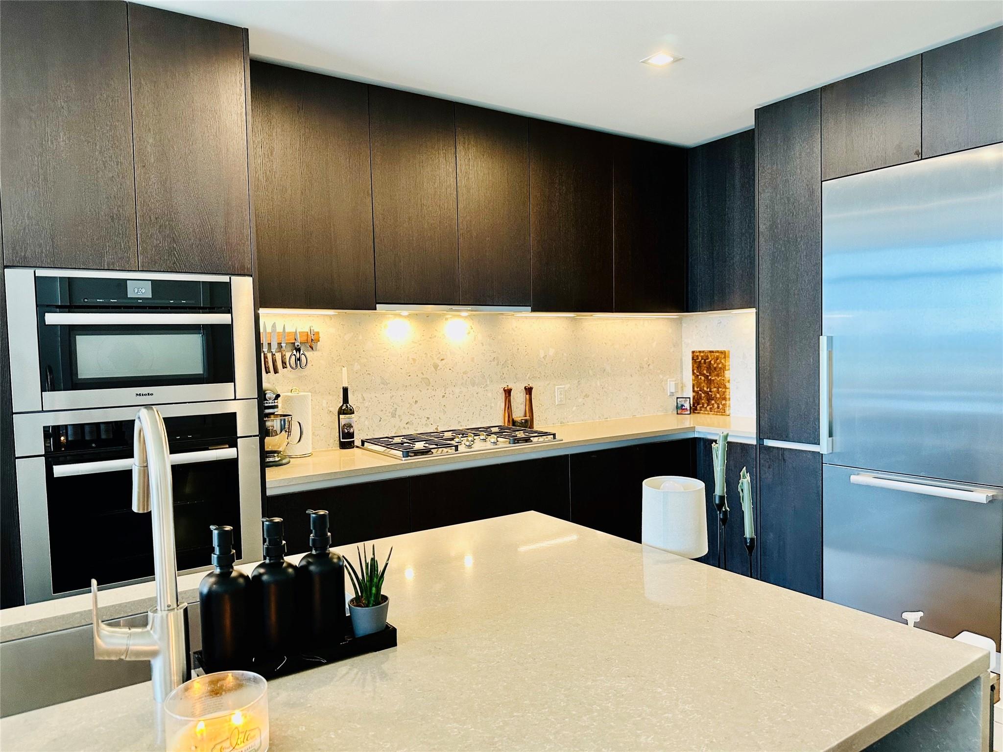 501 West Ave # 2802