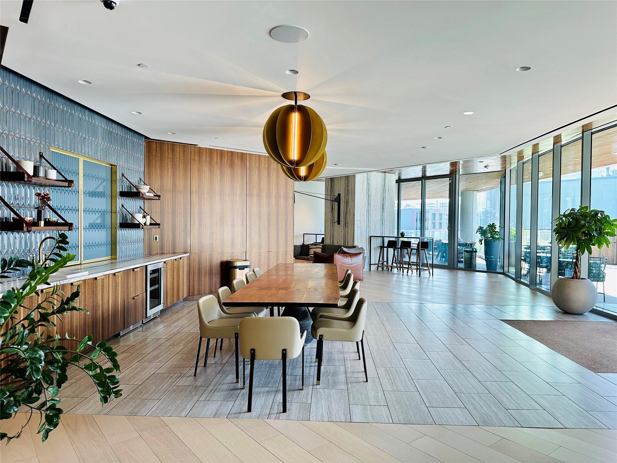 501 West Ave # 2802