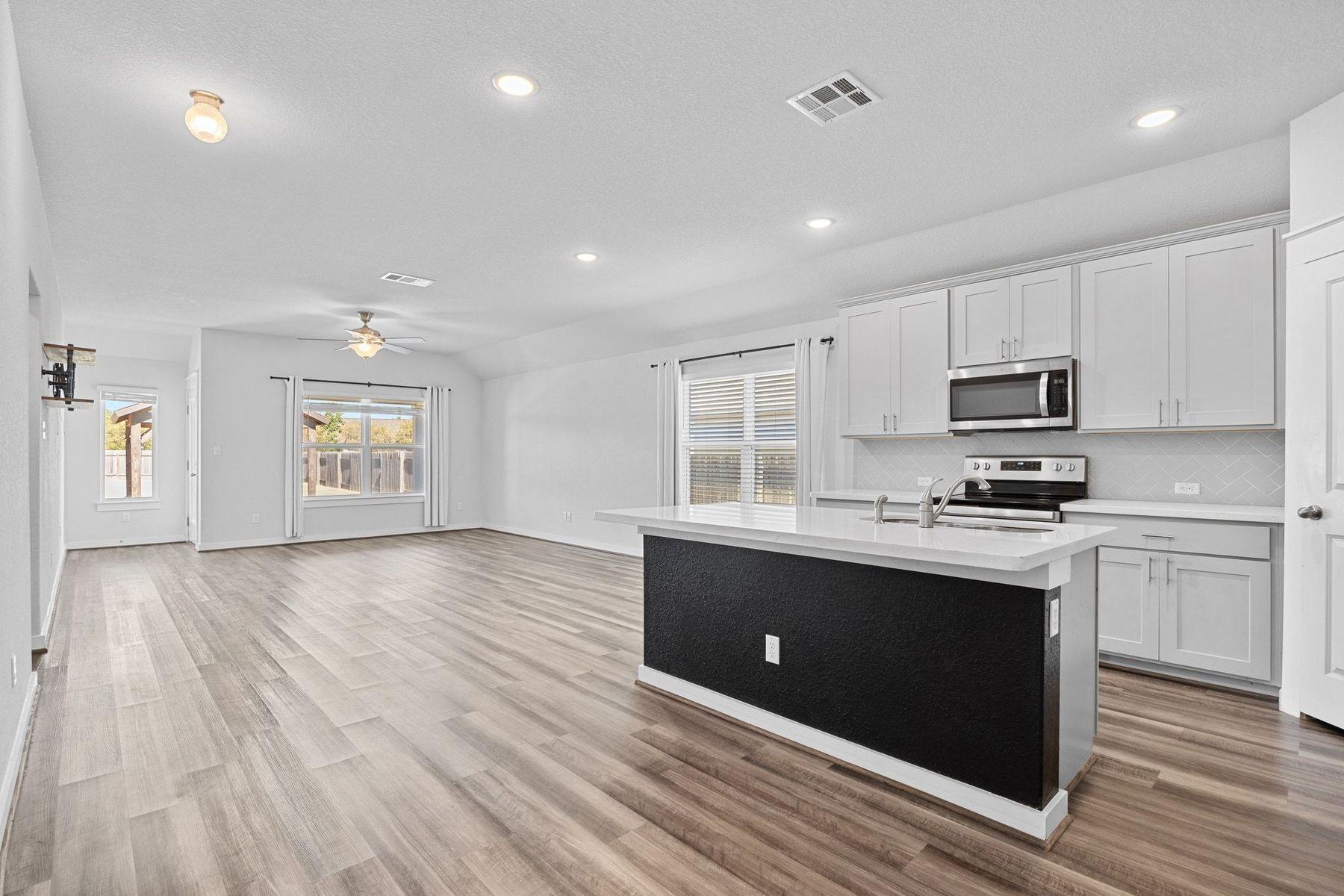 506 Hendelson LN, Hutto