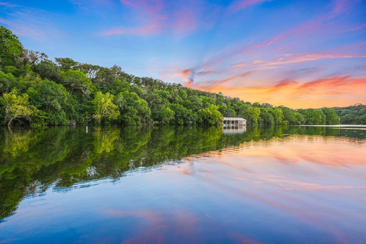 5217 S Scout Island CIR