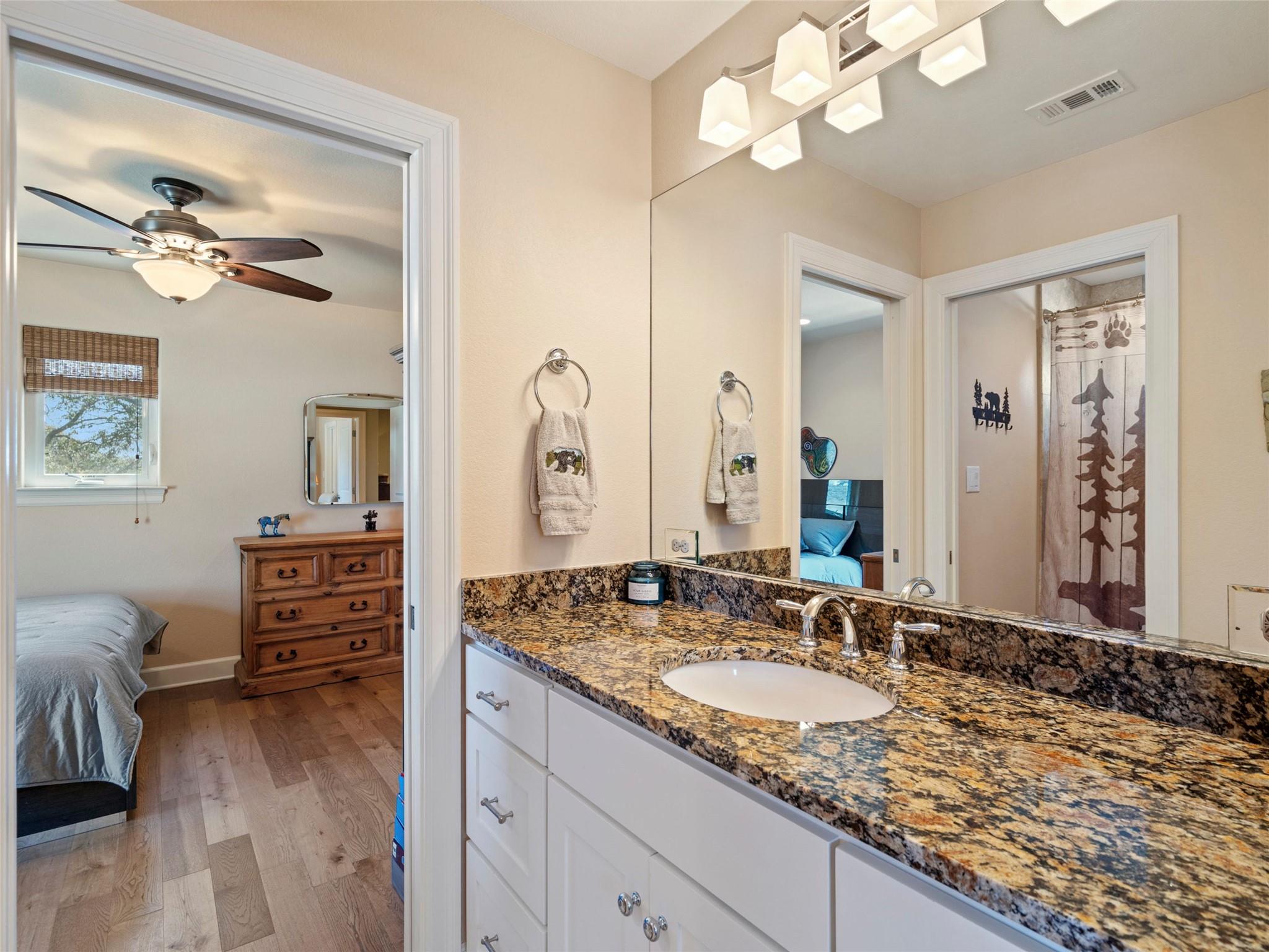 300 E Heron DR
