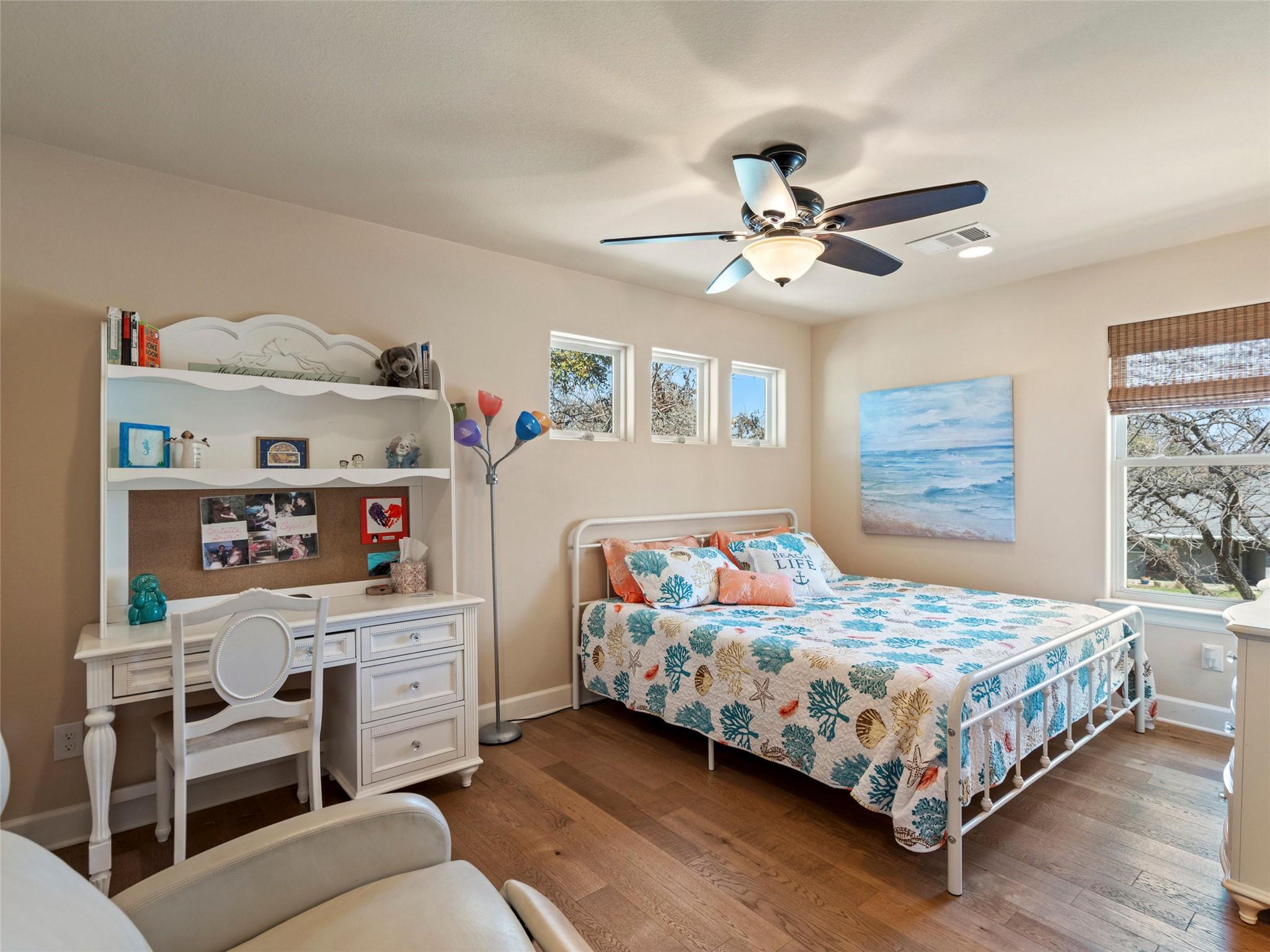 300 E Heron DR