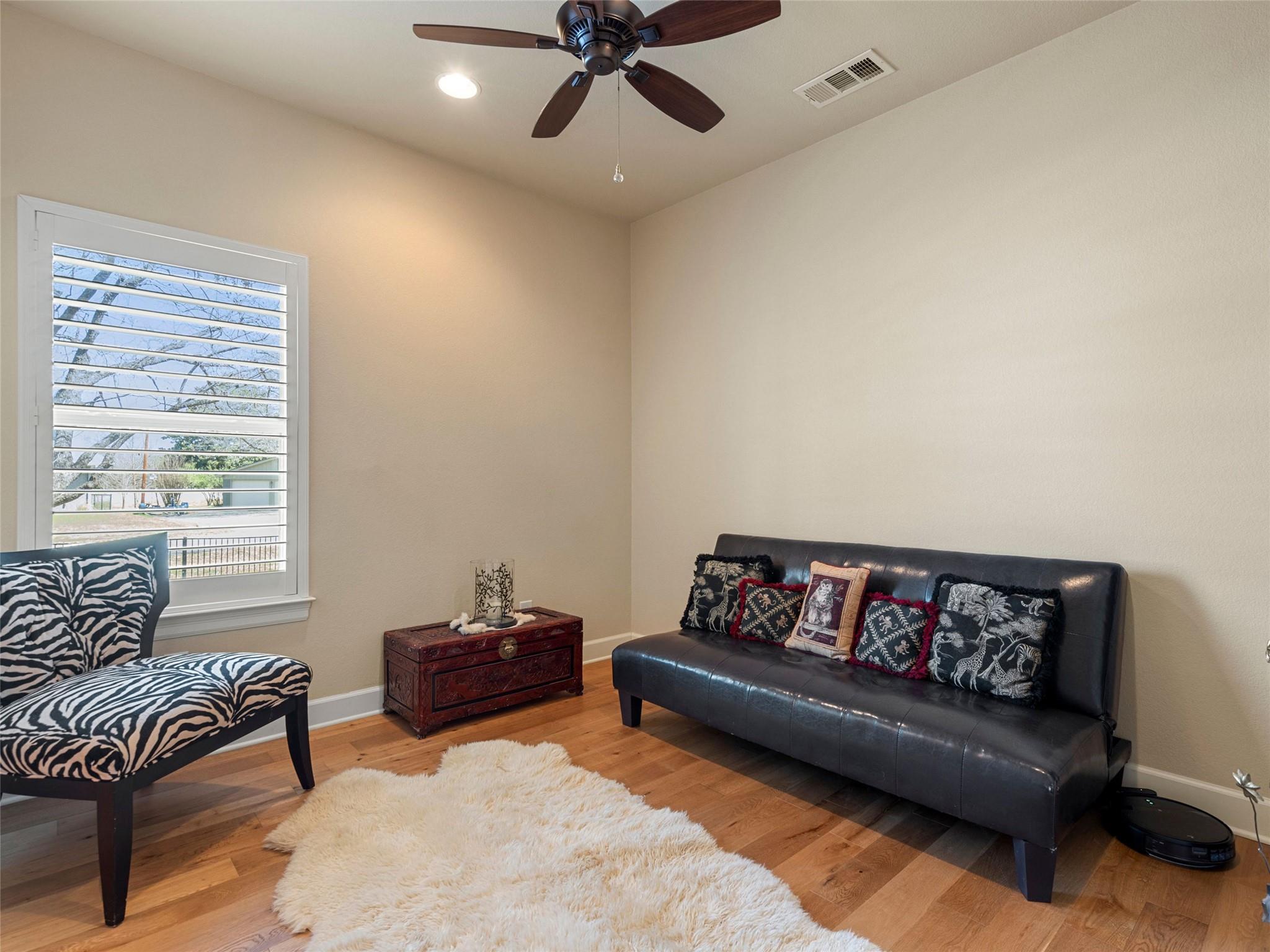 300 E Heron DR