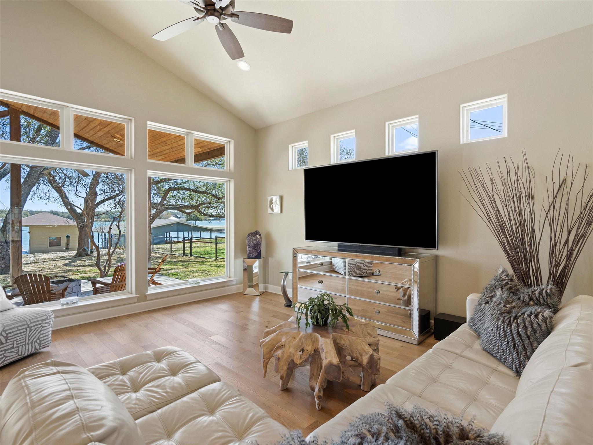 300 E Heron DR