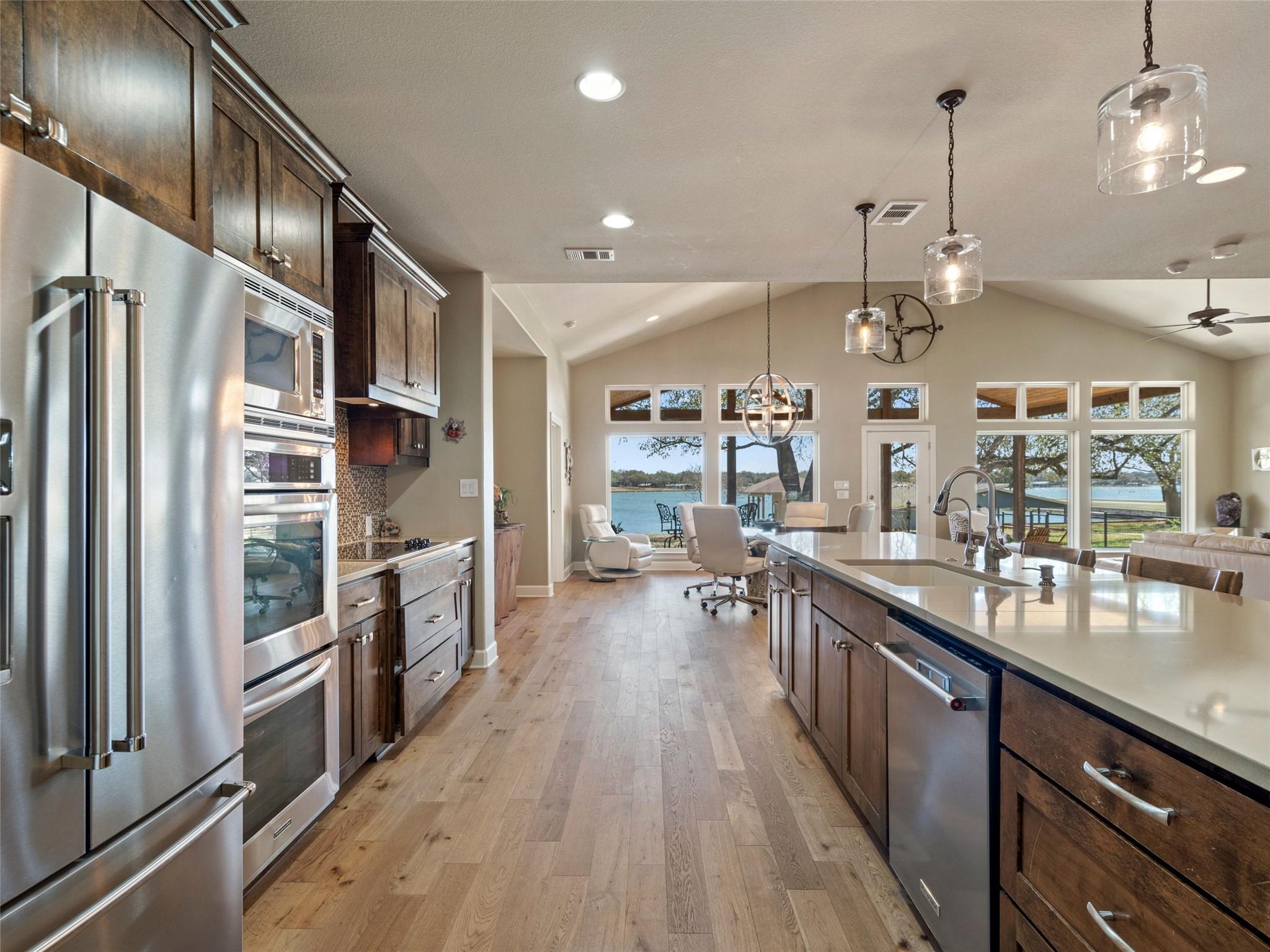 300 E Heron DR