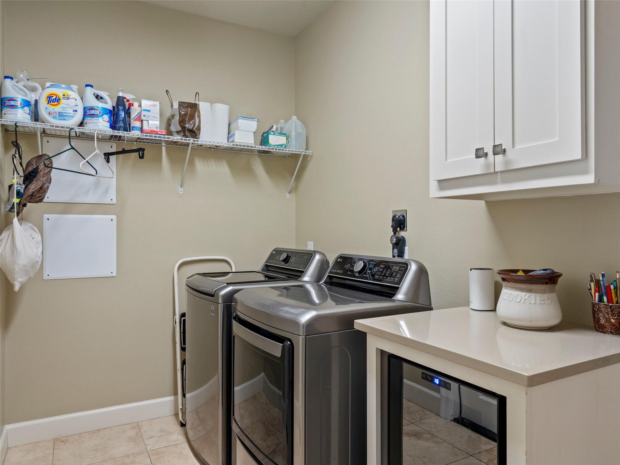 300 E Heron DR