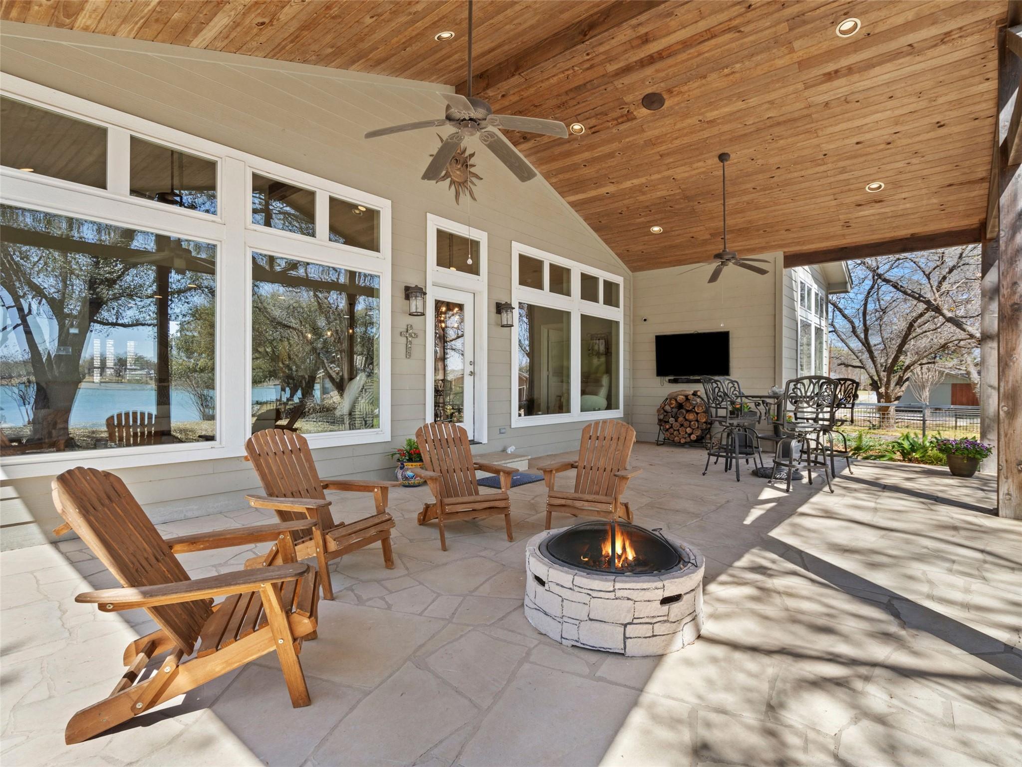 300 E Heron DR
