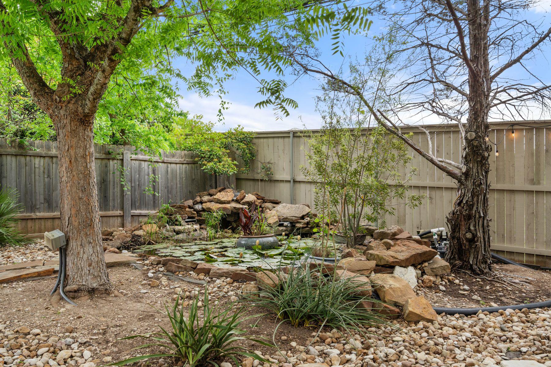 2812 Cascade Falls DR