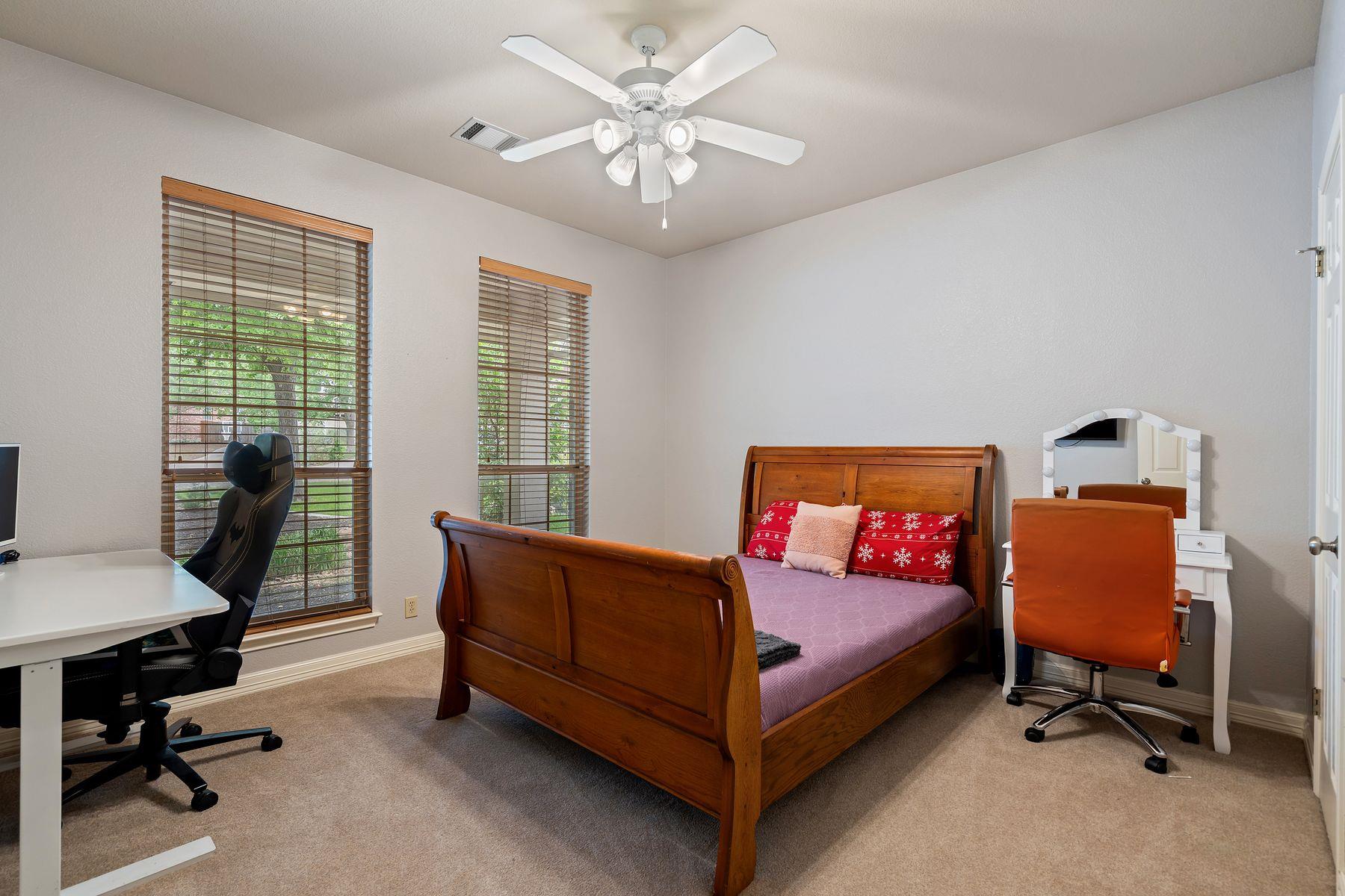 2812 Cascade Falls DR