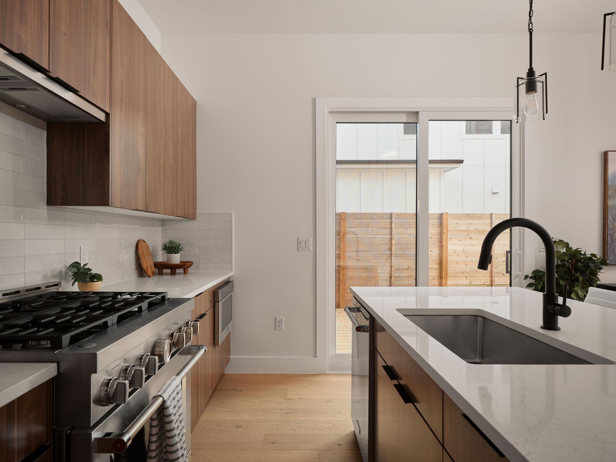 1215 Fort Branch BLVD # 2, Austin Unit: 2