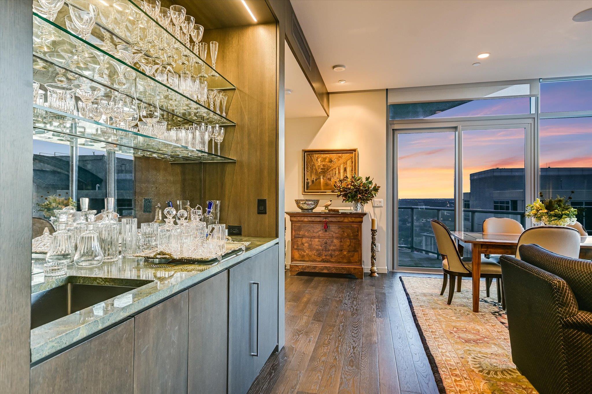 200 Congress Ave Unit: 35AC