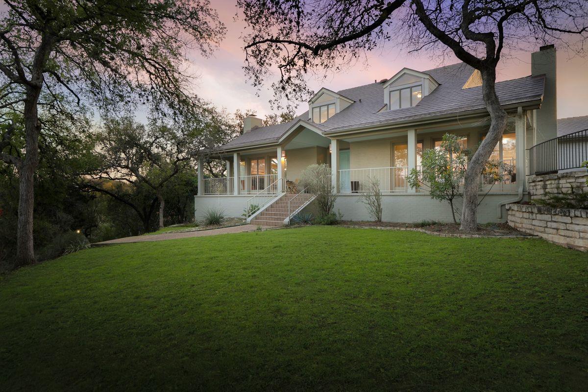 2605 Stratford DR