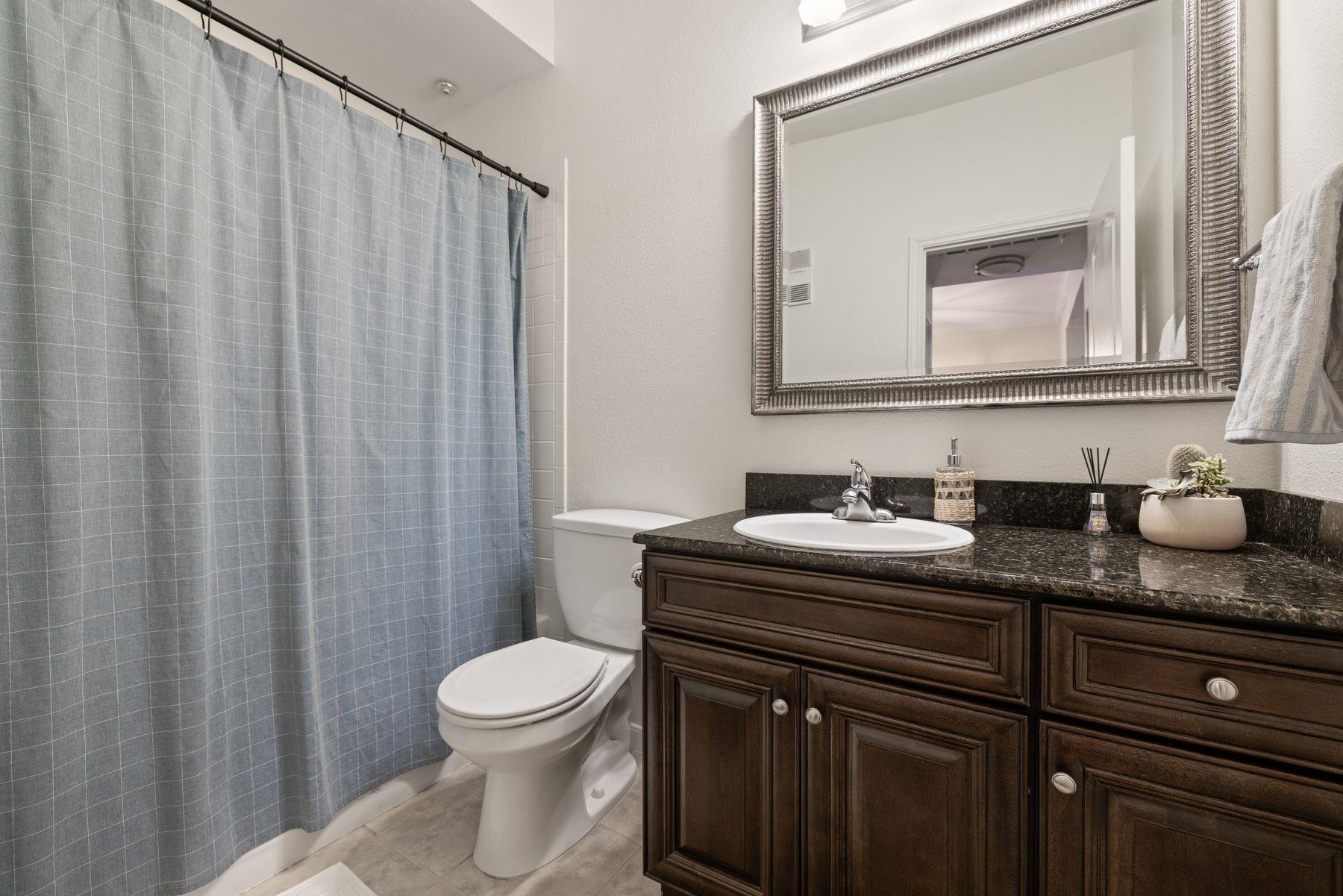 6000 Shepherd Mountain CV # 302