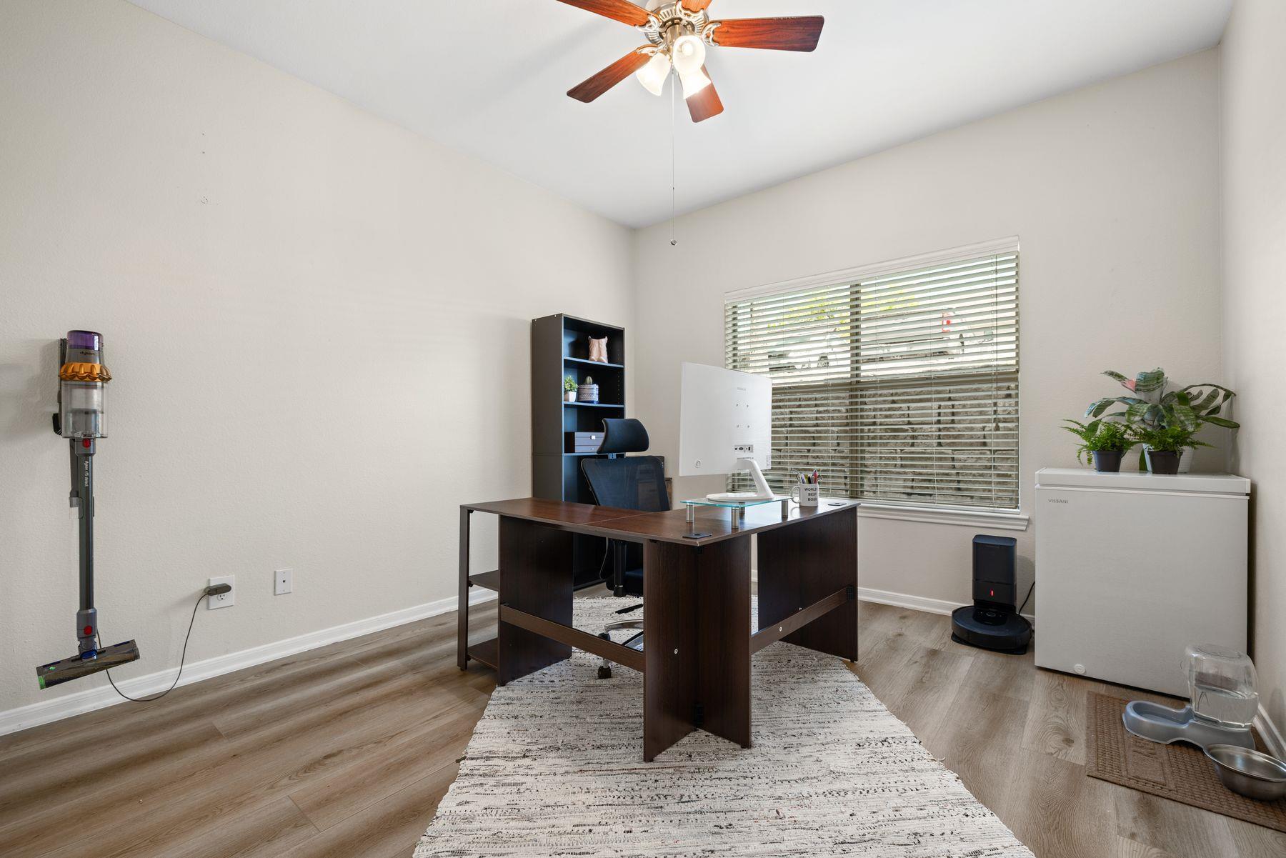 6000 Shepherd Mountain CV # 302
