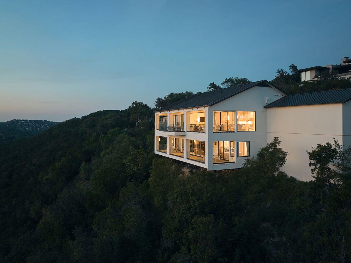 3423 Monte Vista DR