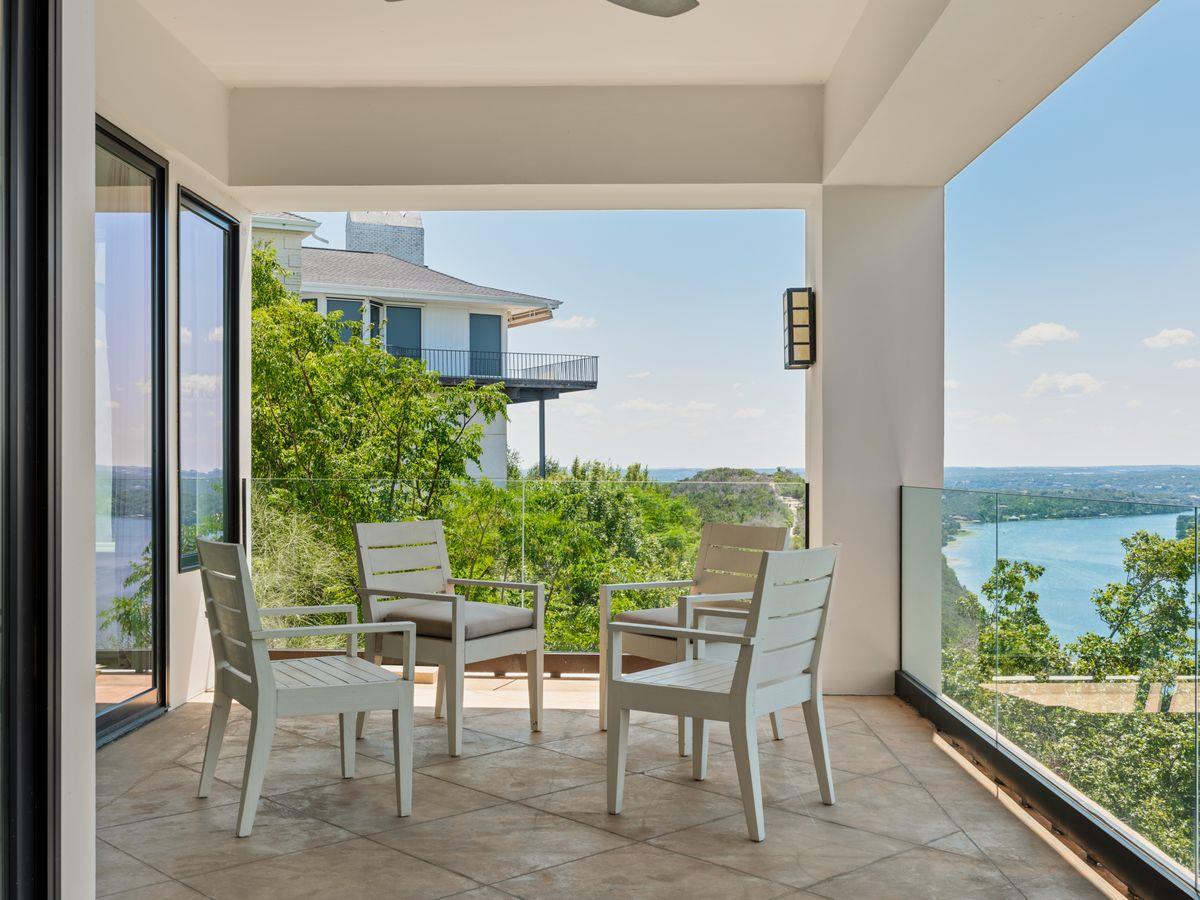 3423 Monte Vista DR