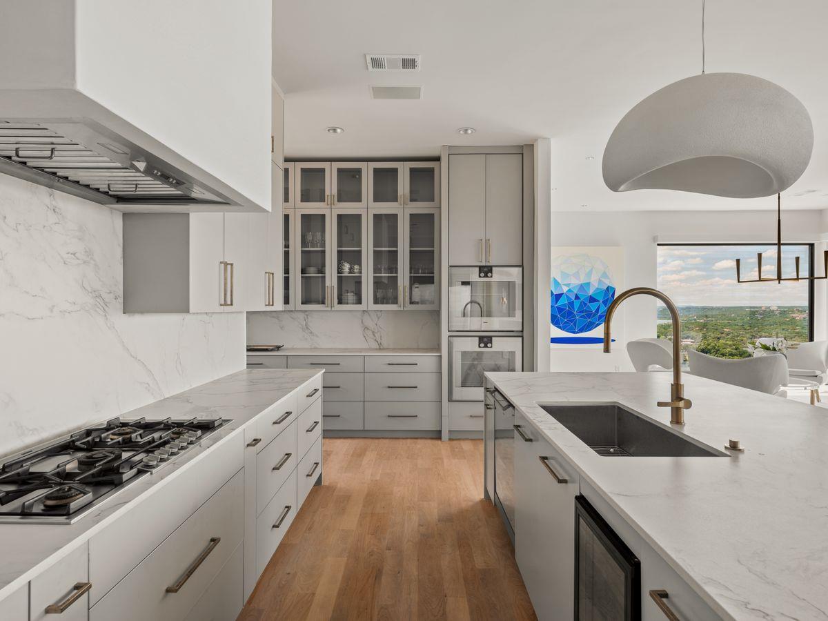 3423 Monte Vista DR
