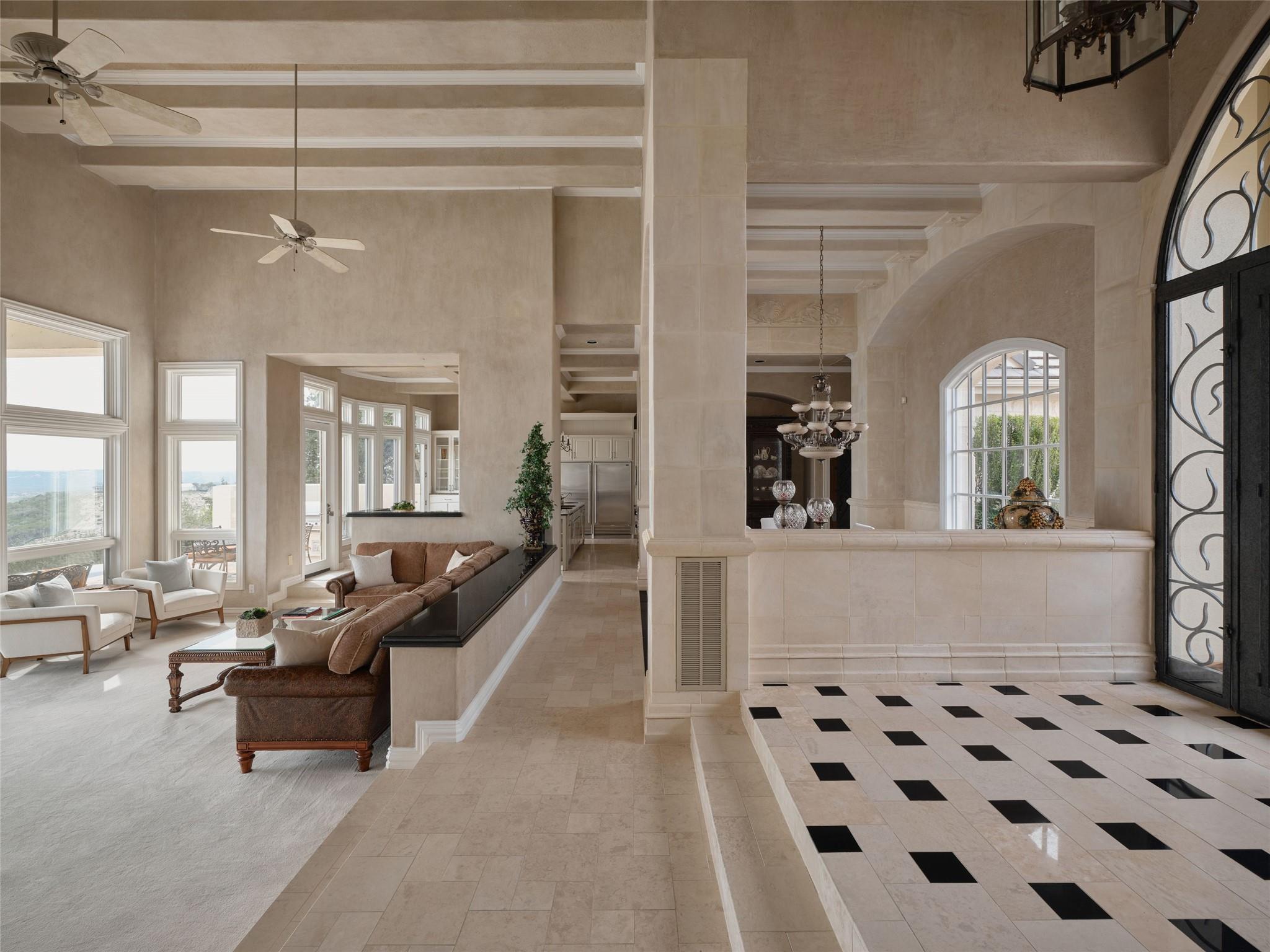 6505 W Courtyard DR, Austin