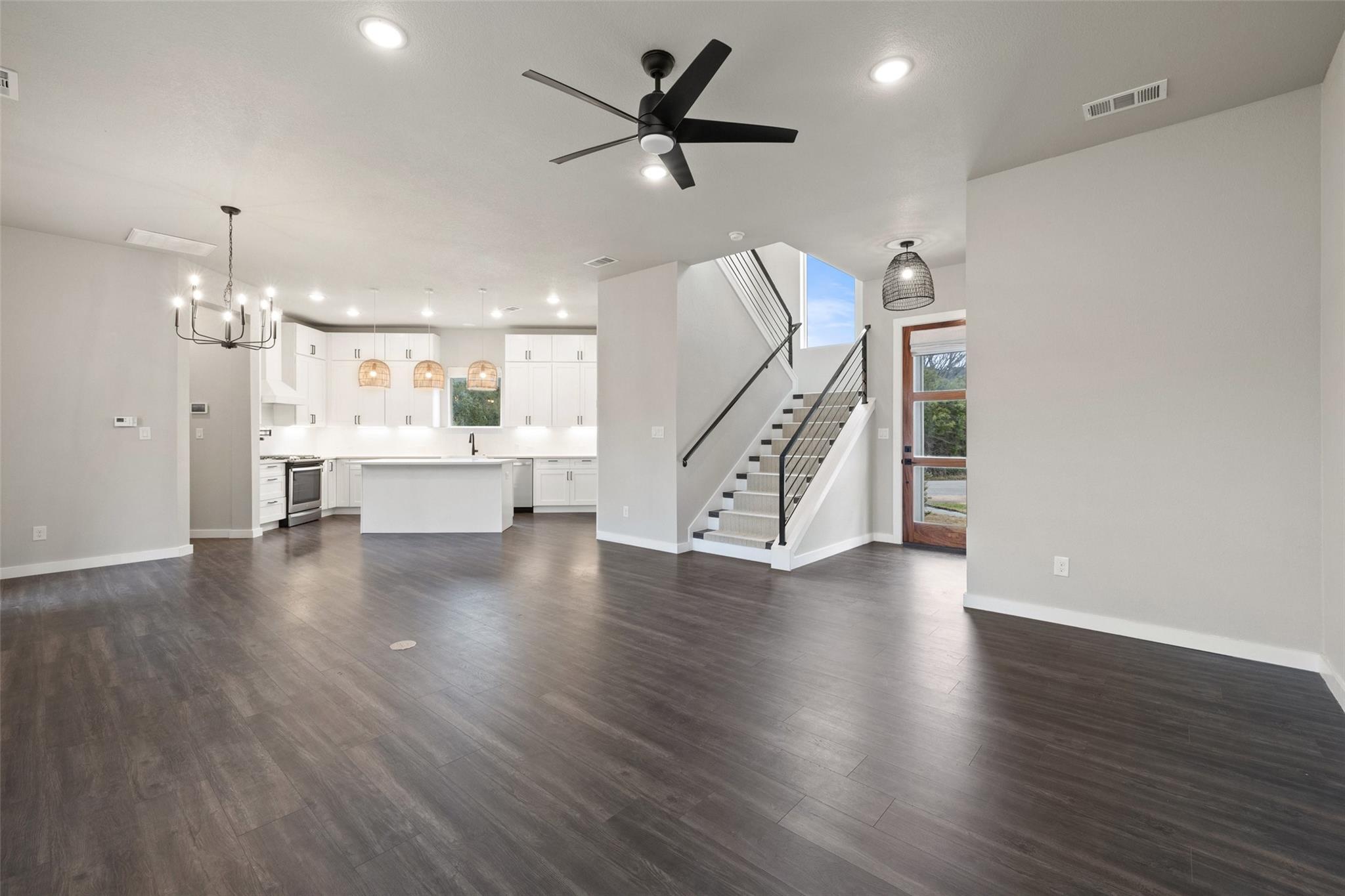18200 Fair LN