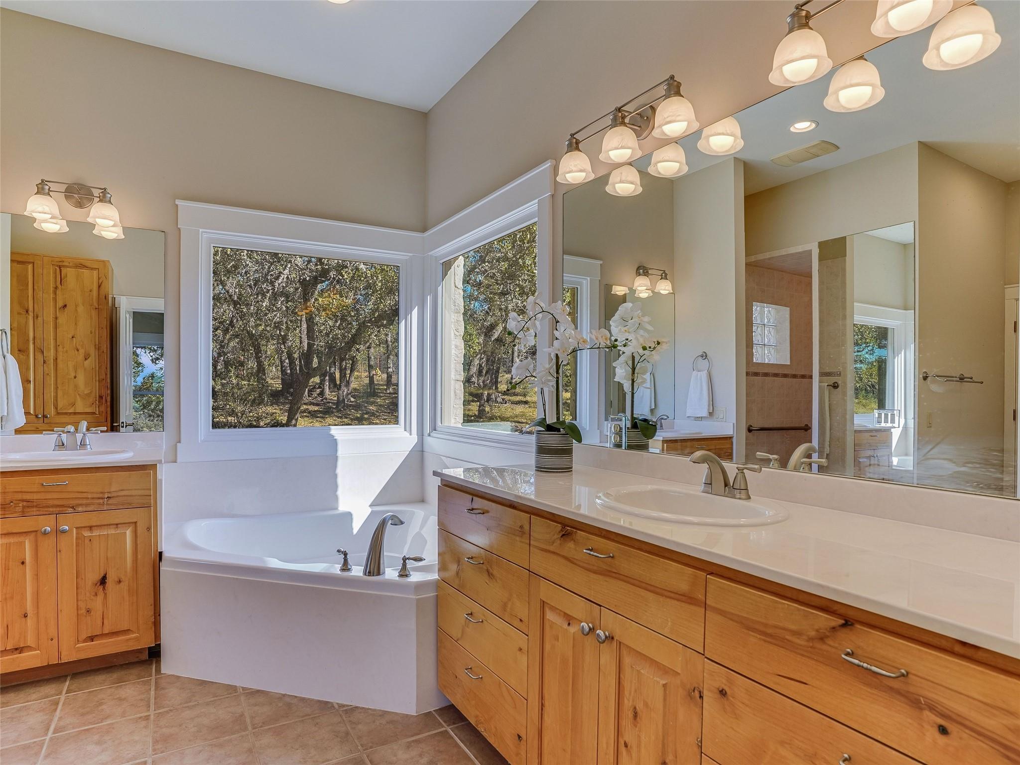 1178 Hidden Creek DR
