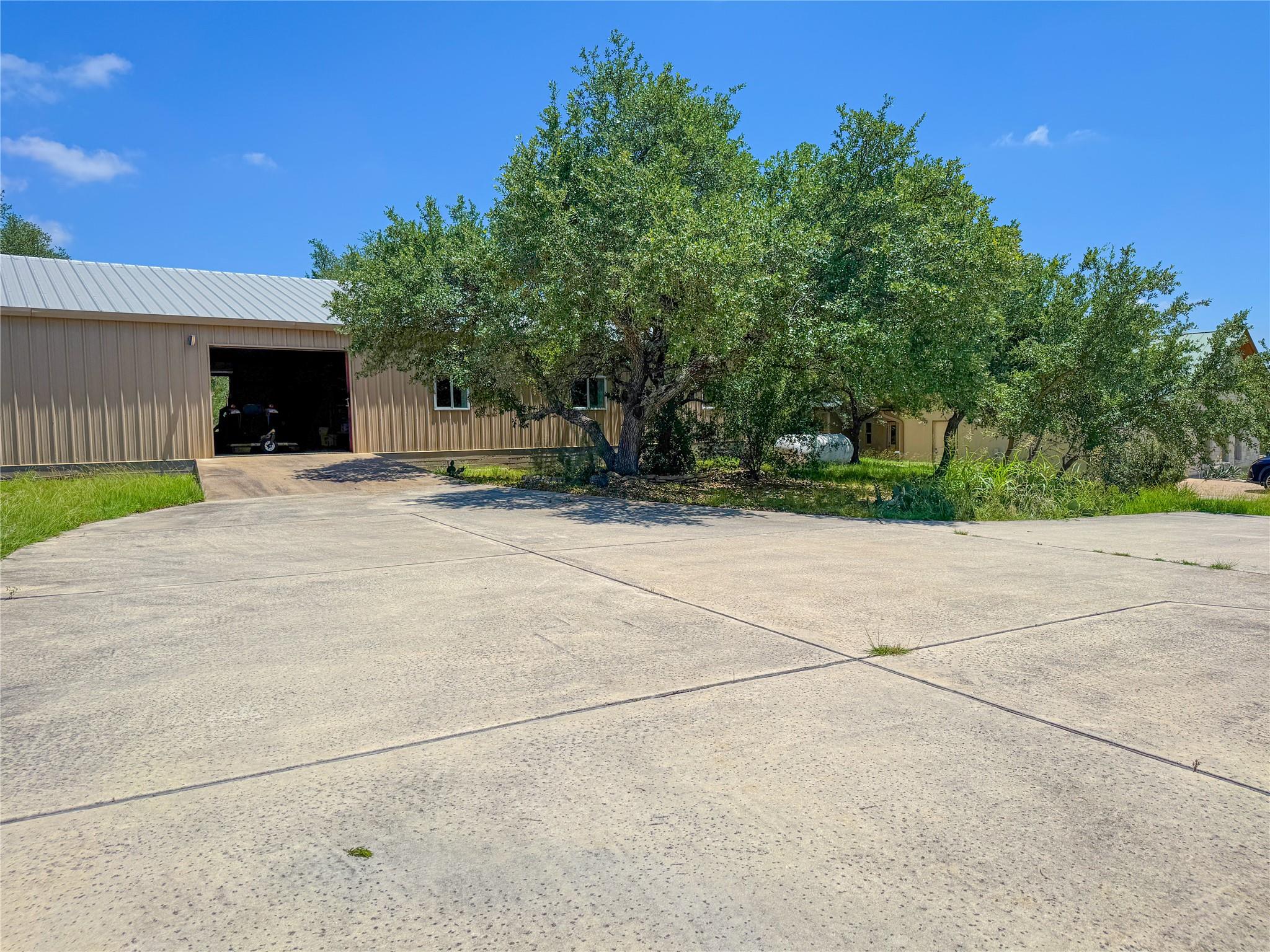 1178 Hidden Creek DR